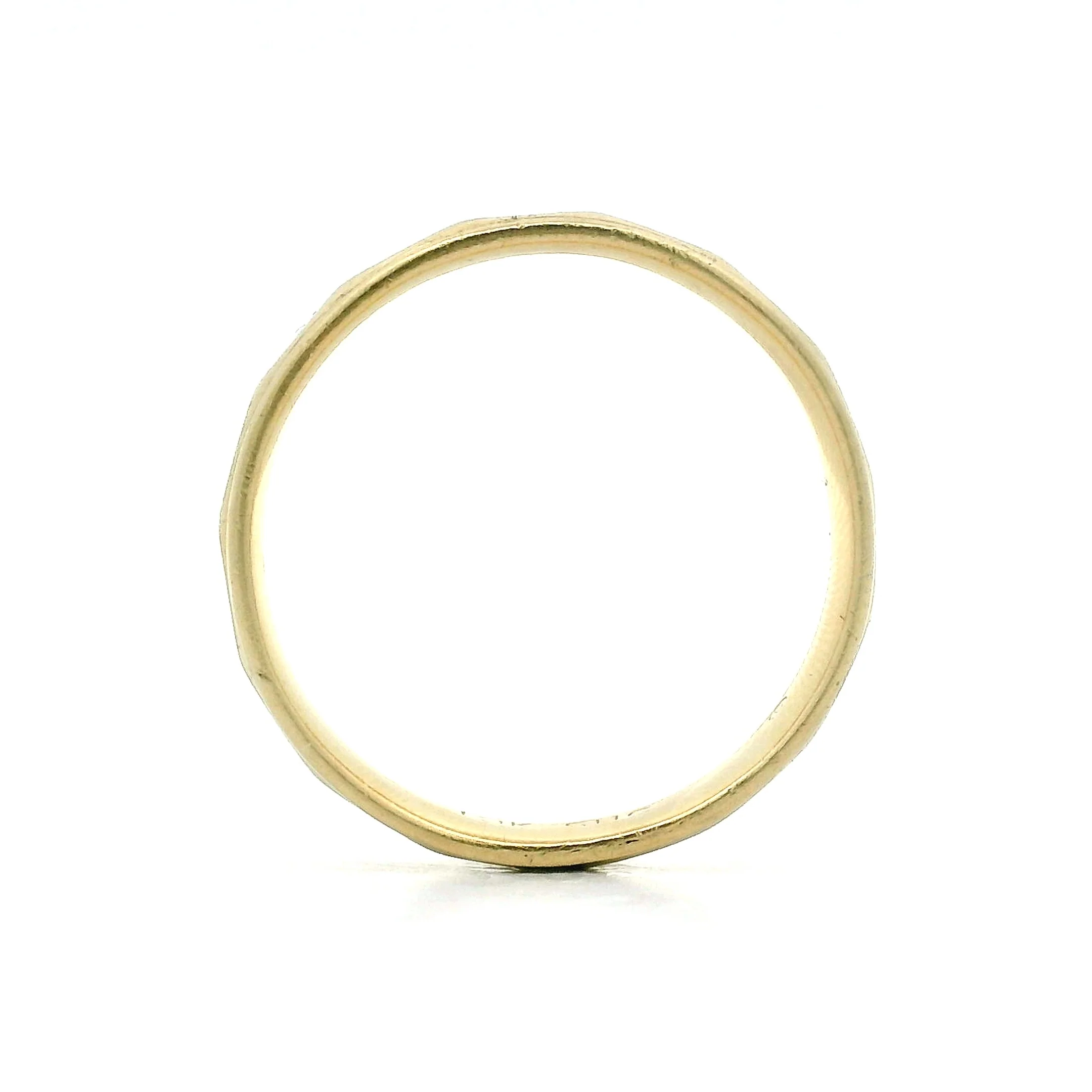 Vintage Mens 5mm Wedding Band in 10k Yellow Gold - Image 4