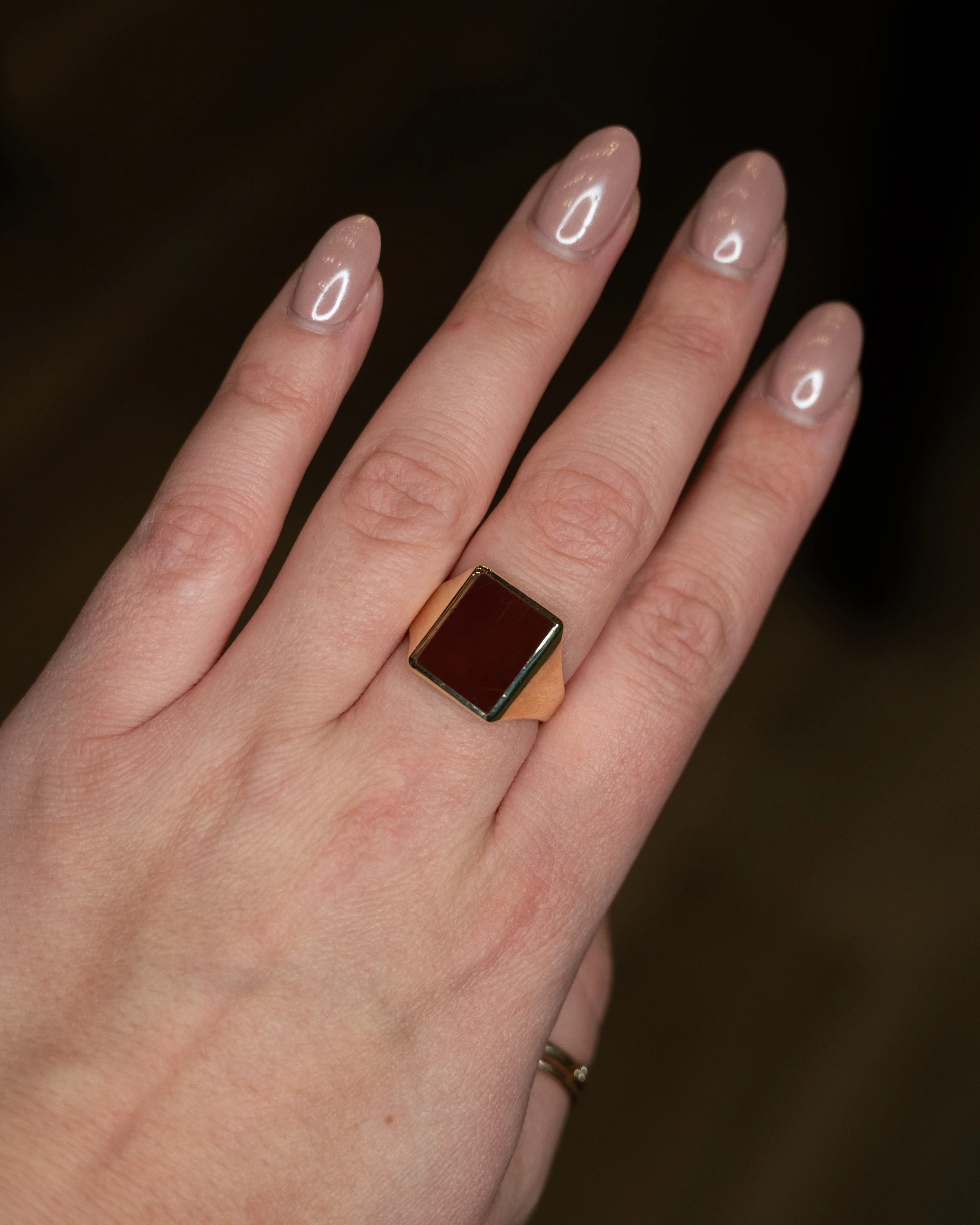 Vintage Mens Carnelian Signet Ring 14k Yellow Gold - Image 6