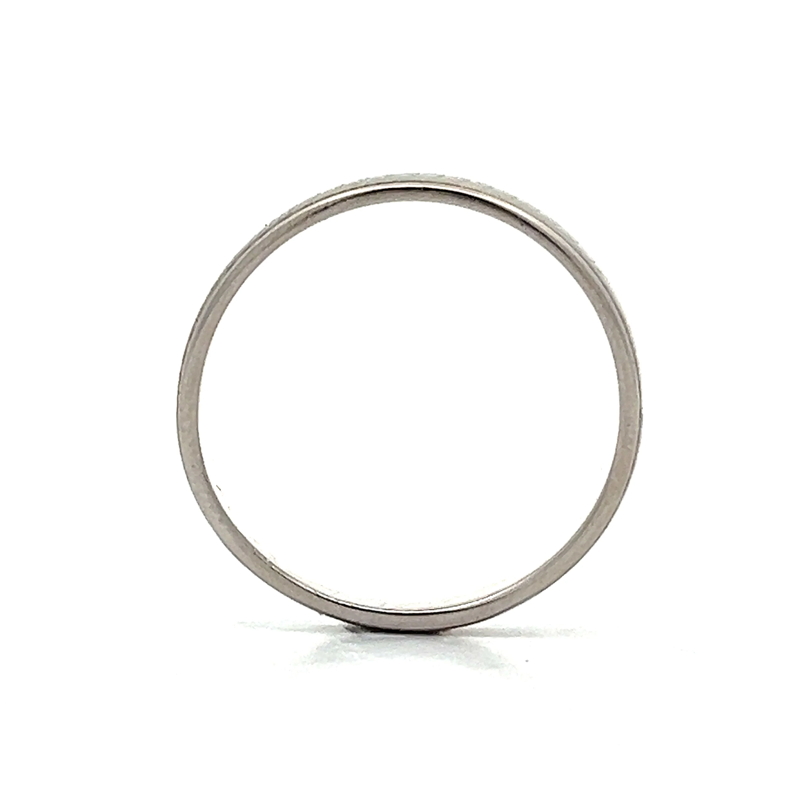 Vintage Men's Tapered Engraved Wedding Band in 14k - Image 4