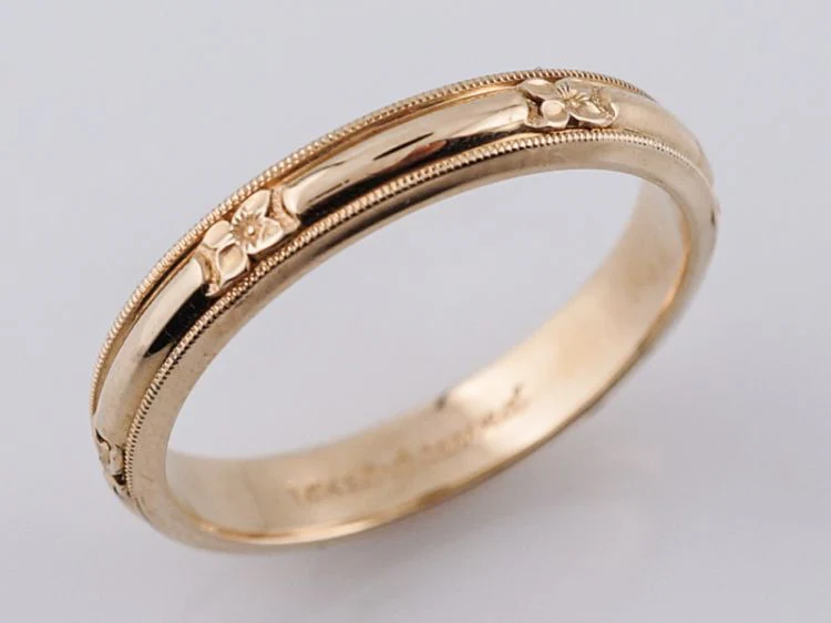 Vintage Men's Wedding Band Art Deco Orange Blossom in 14k Yellow Gold - Image 2