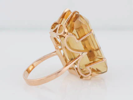 Vintage Mid-Century 41.97ct Emerald Cut Citrine Ring in 18k Yellow Gold - Image 3