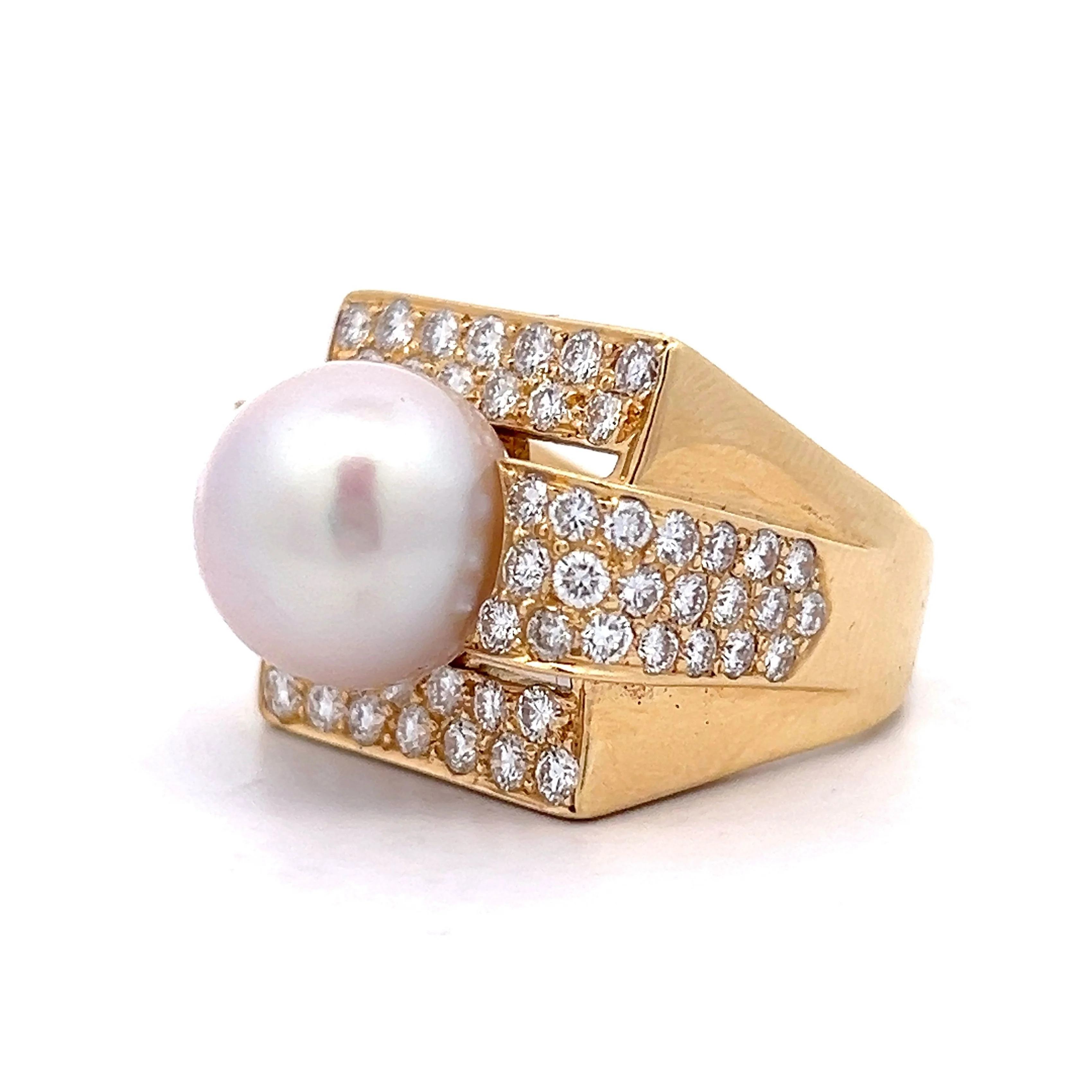 Vintage Mid-Century Pearl & Diamond Ring in 18k - Image 2