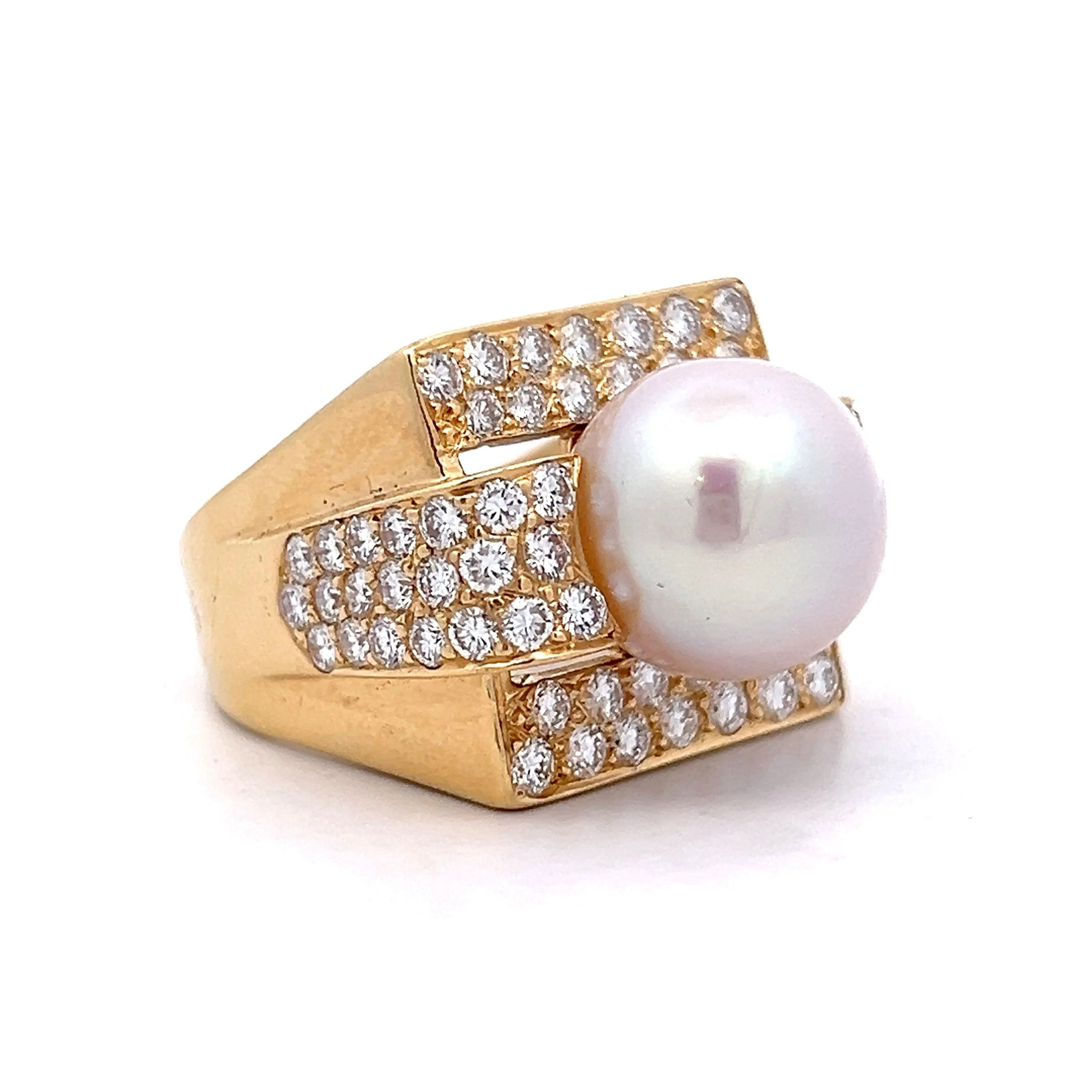 Vintage Mid-Century Pearl & Diamond Ring in 18k - Image 3
