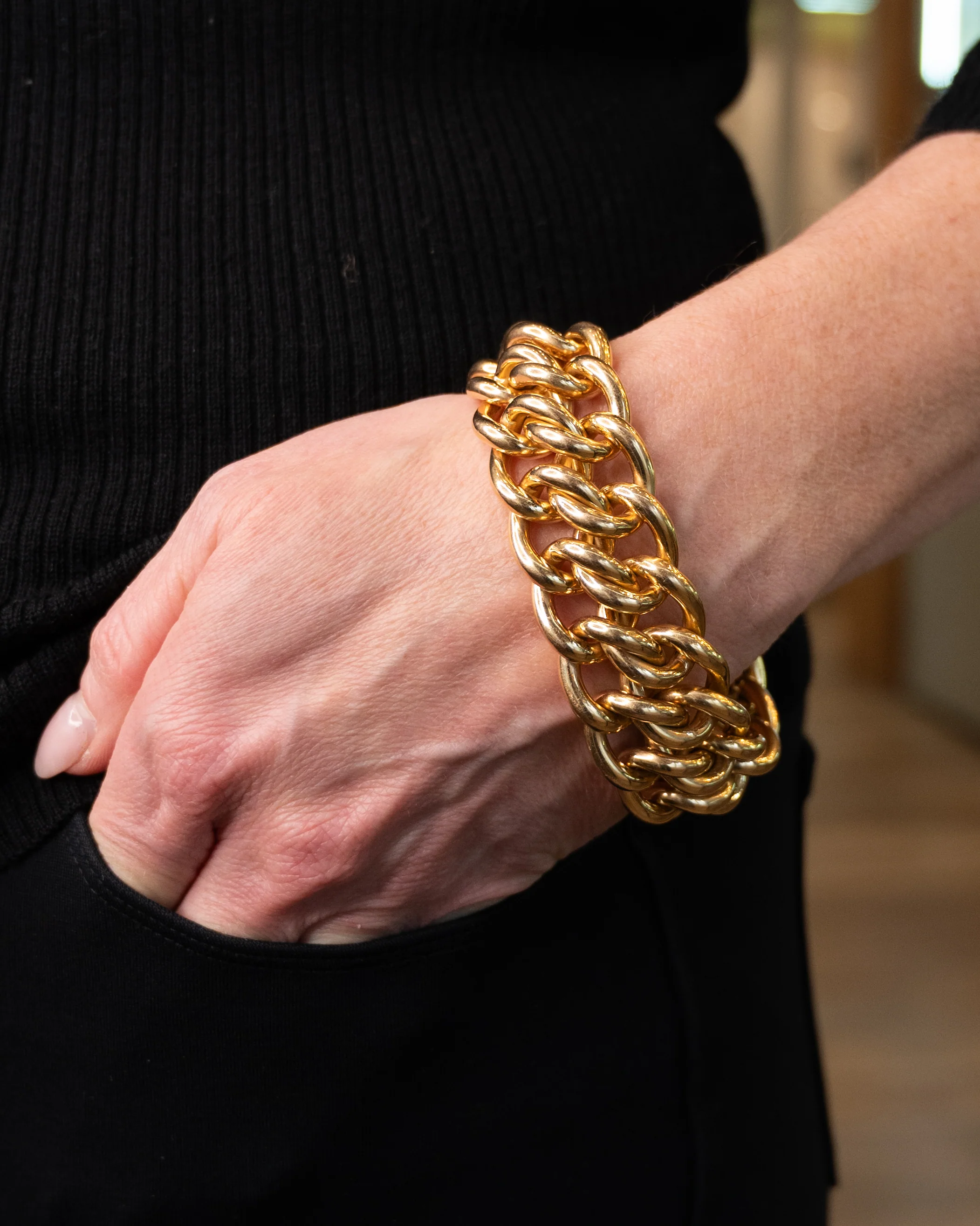 Vintage Mid-Century Woven Link Bracelet in 18k - Image 6