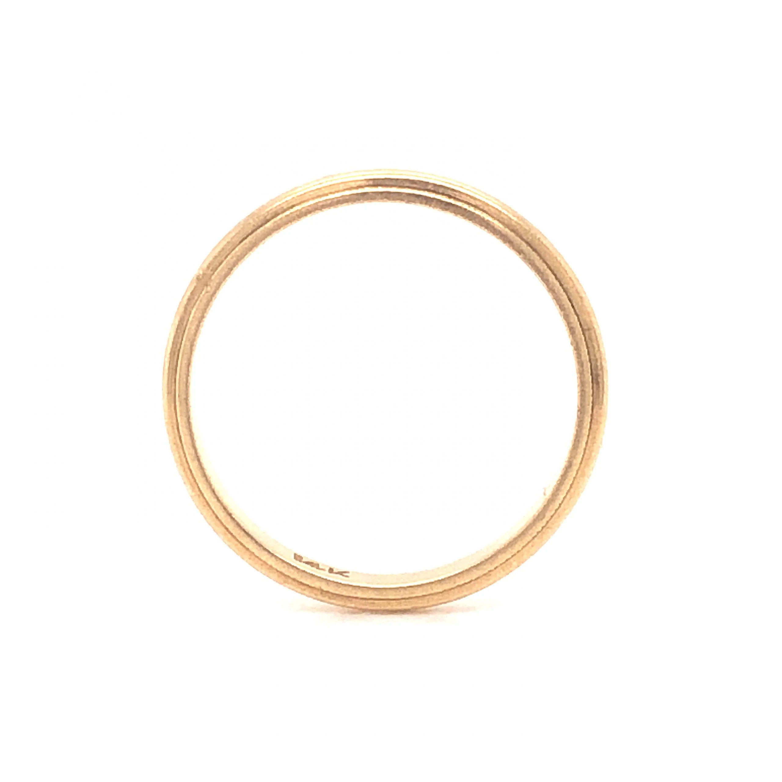 Vintage Milgrain Edge Wedding Band in 14k Yellow Gold - Image 2