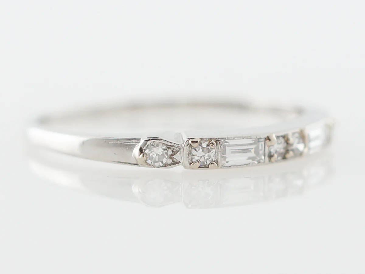 Vintage Mixed Diamond Wedding Band in Platinum - Image 3