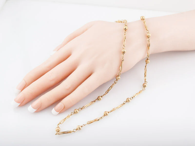 Vintage Necklace Mid-Century Italian Chain Links in 14k Yellow Gold - Image 2