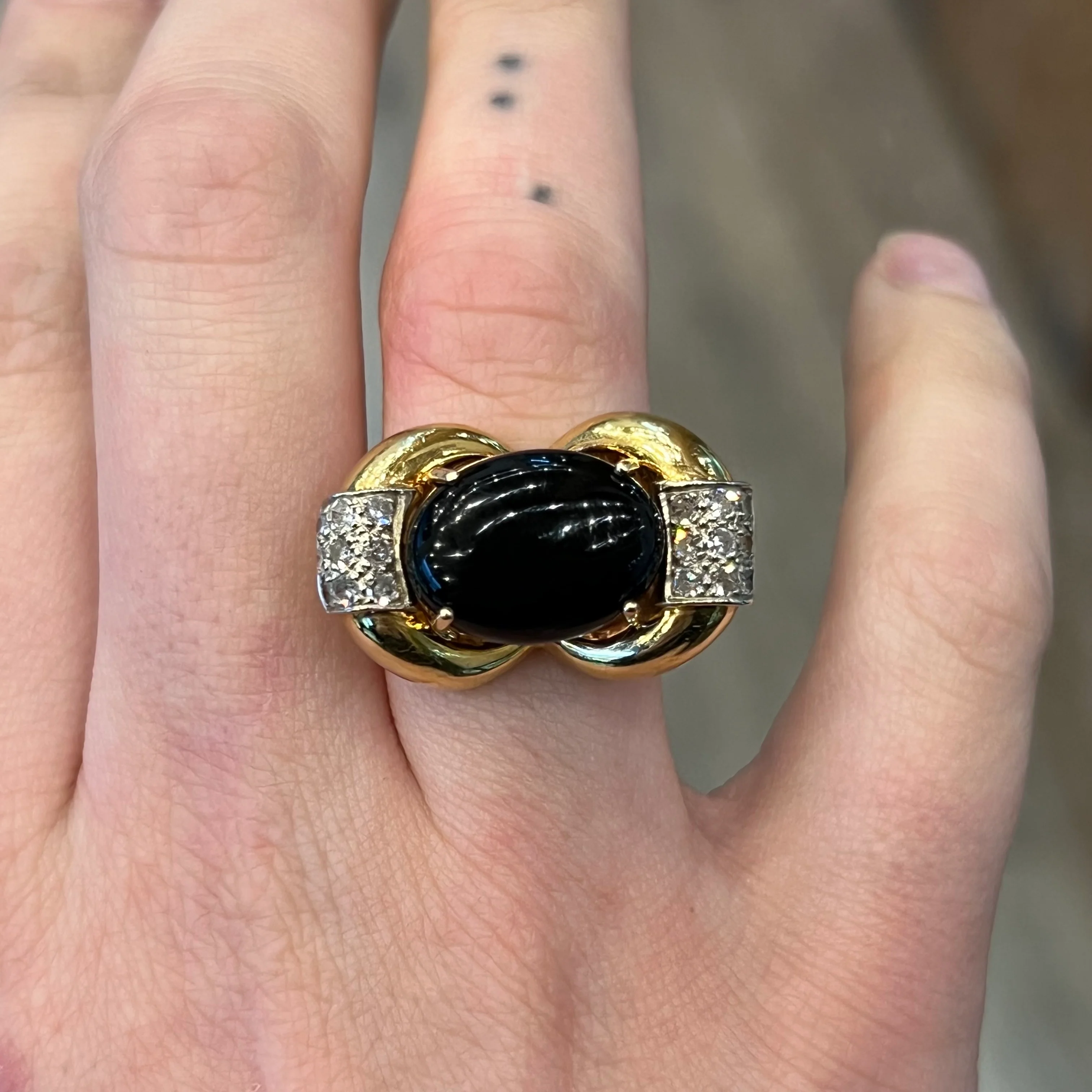 Vintage Onyx & Diamond Cocktail Ring 18k Yellow Gold - Image 6