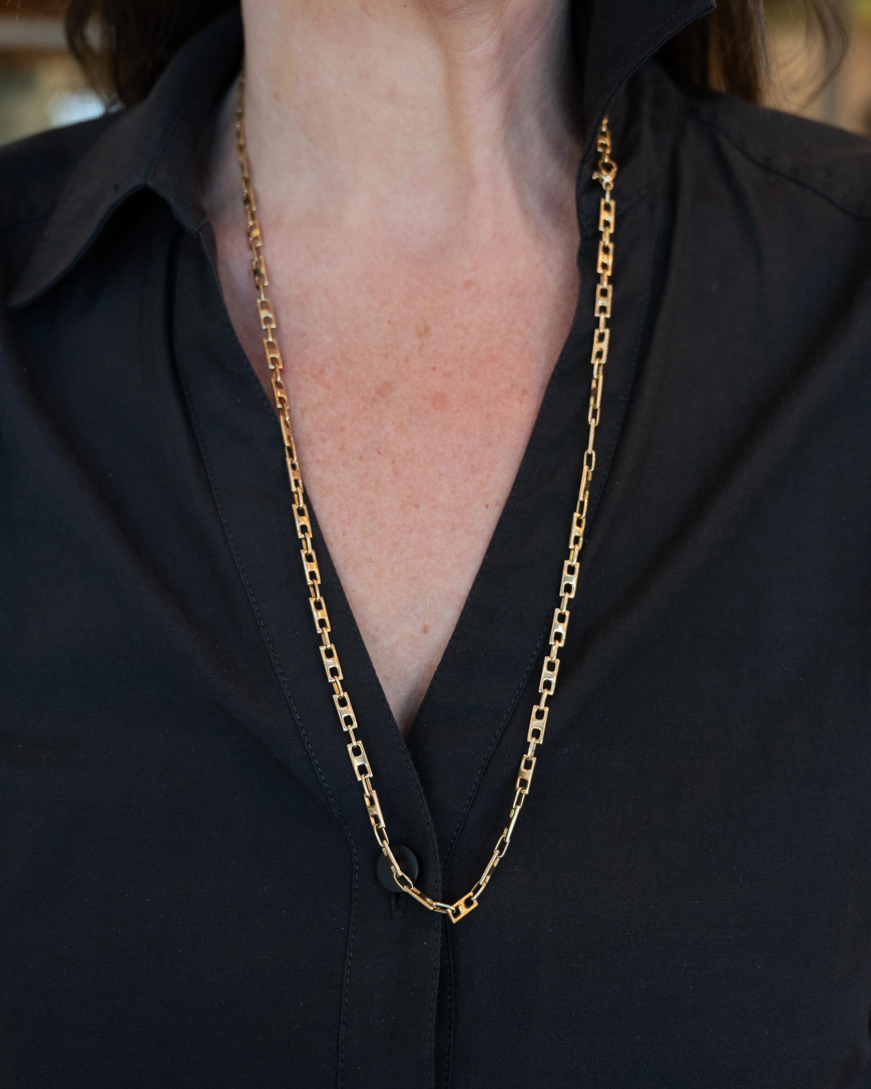 Vintage Rectangular Mariner Link Chain in 14k Yellow Gold - Image 6