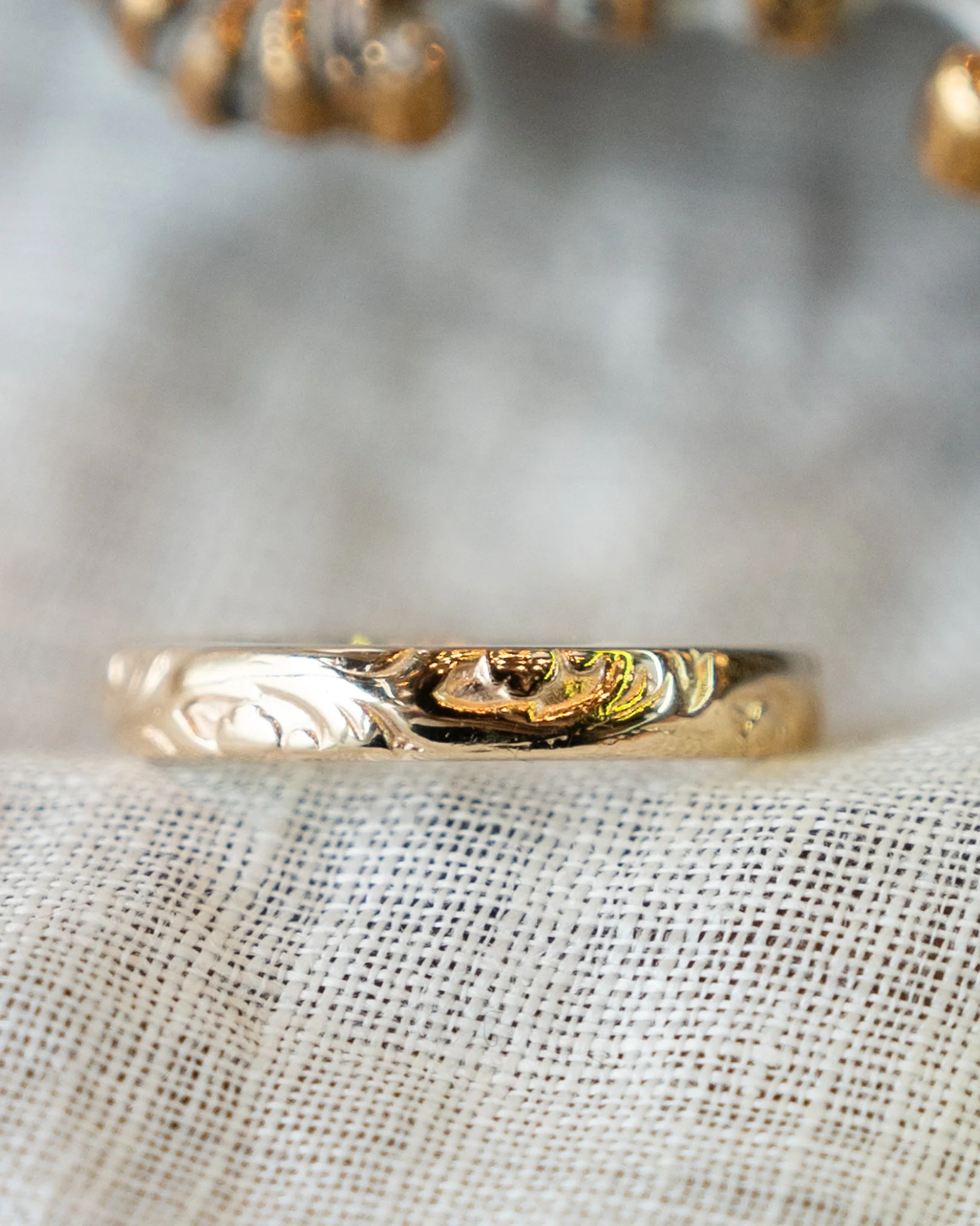 Vintage Retro 3mm Engraved Wedding Band in 14k - Image 6