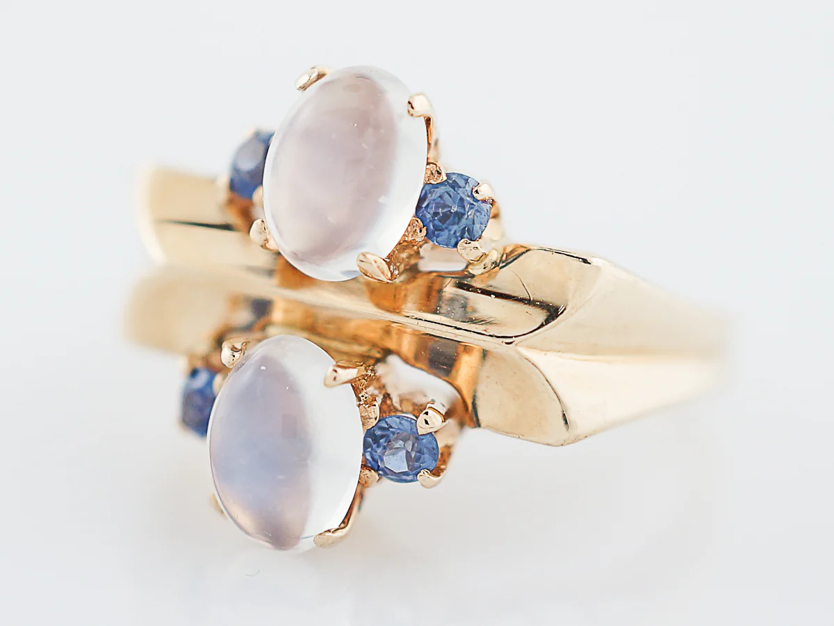 Vintage Right Hand Ring Late Art Deco 1.40 Cabochon Cut Moonstones & Sapphires in 14k Yellow Gold - Image 2