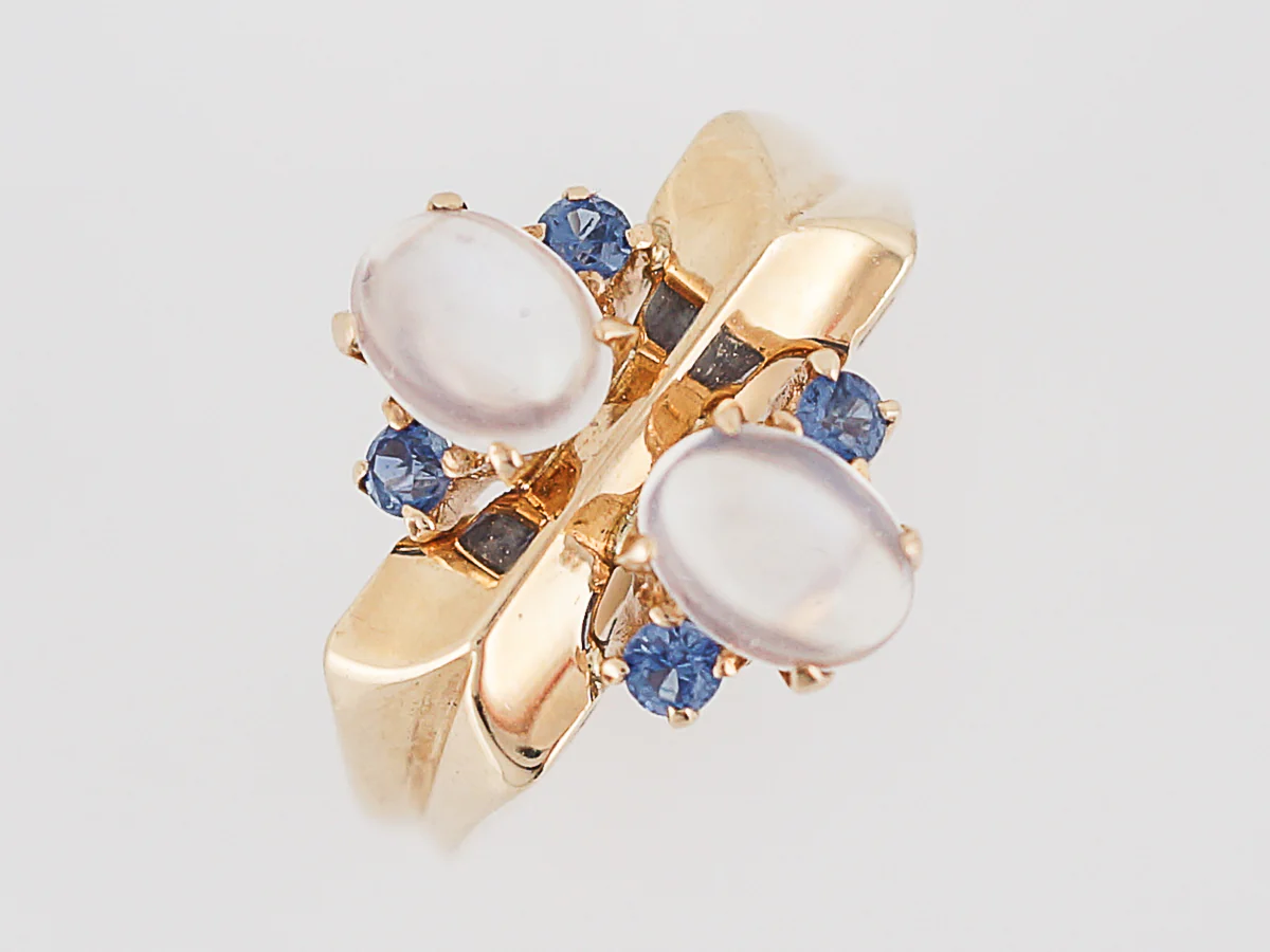 Vintage Right Hand Ring Late Art Deco 1.40 Cabochon Cut Moonstones & Sapphires in 14k Yellow Gold - Image 4