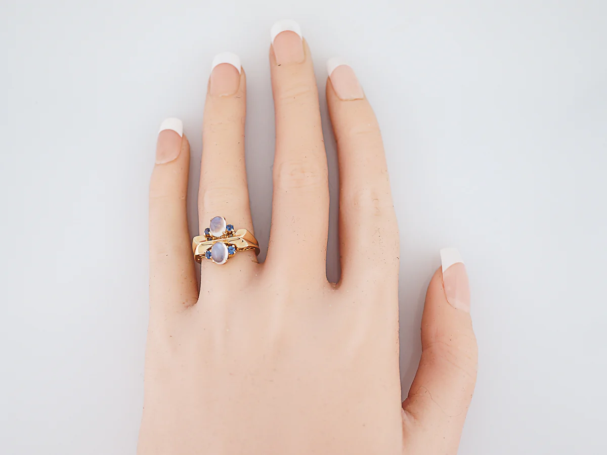 Vintage Right Hand Ring Late Art Deco 1.40 Cabochon Cut Moonstones & Sapphires in 14k Yellow Gold - Image 7