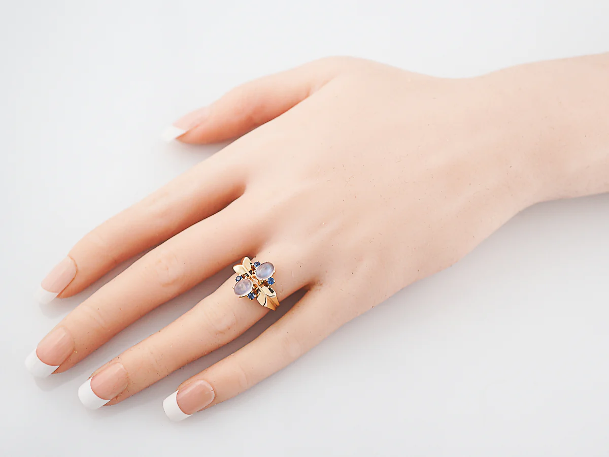 Vintage Right Hand Ring Late Art Deco 1.40 Cabochon Cut Moonstones & Sapphires in 14k Yellow Gold - Image 8