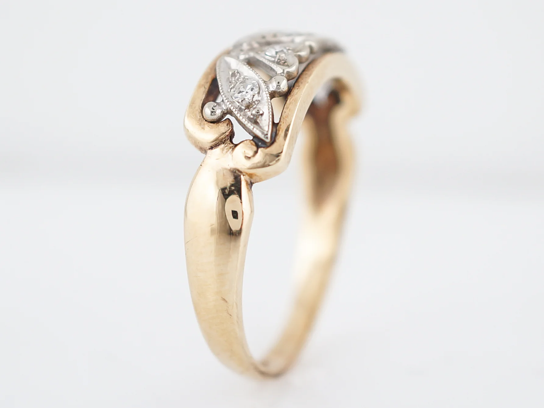 Vintage Right Hand Ring Mid-Century .05 Round Brilliant Cut Diamonds in 14K Yellow & White Gold - Image 4