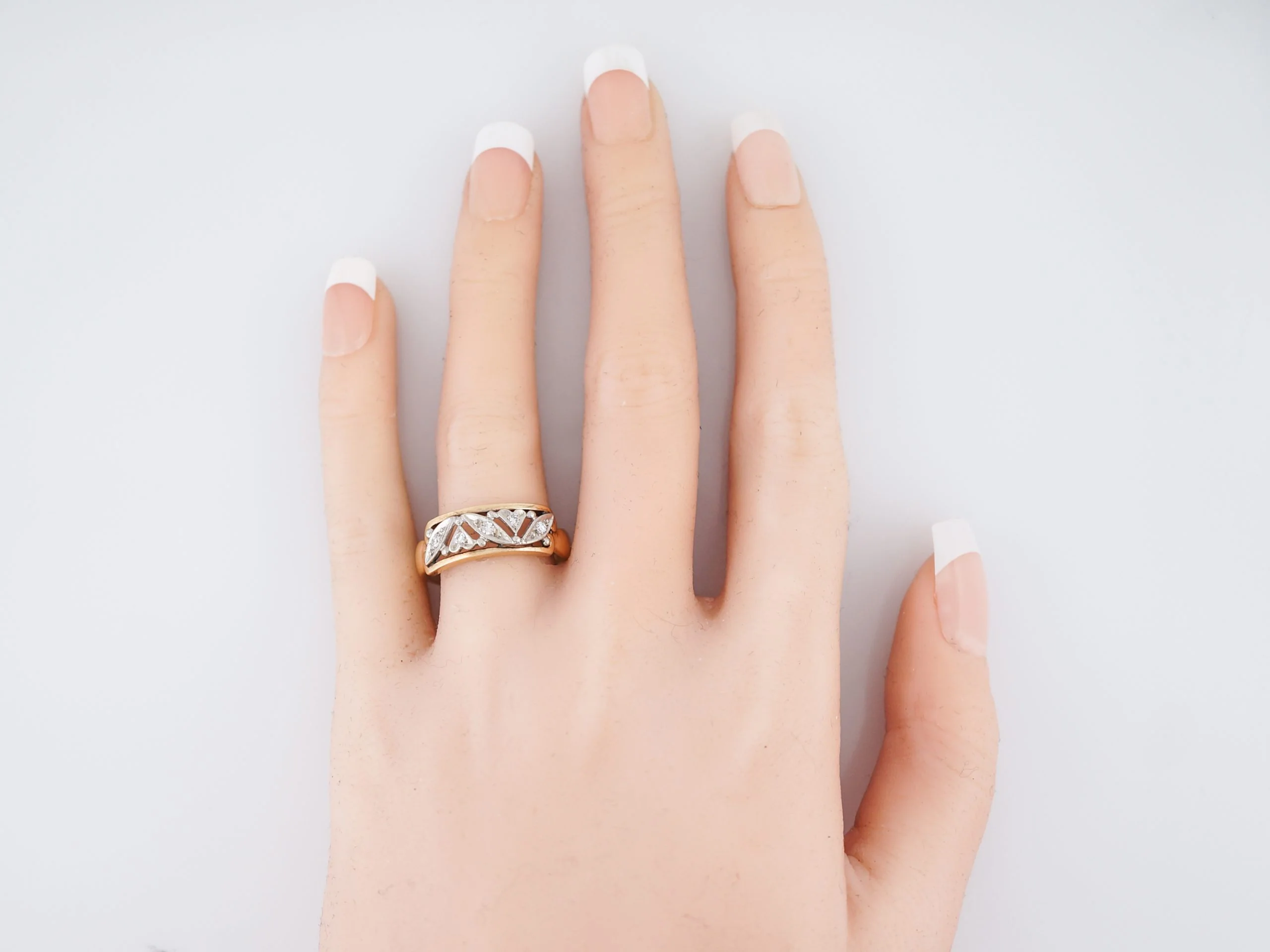 Vintage Right Hand Ring Mid-Century .05 Round Brilliant Cut Diamonds in 14K Yellow & White Gold - Image 6