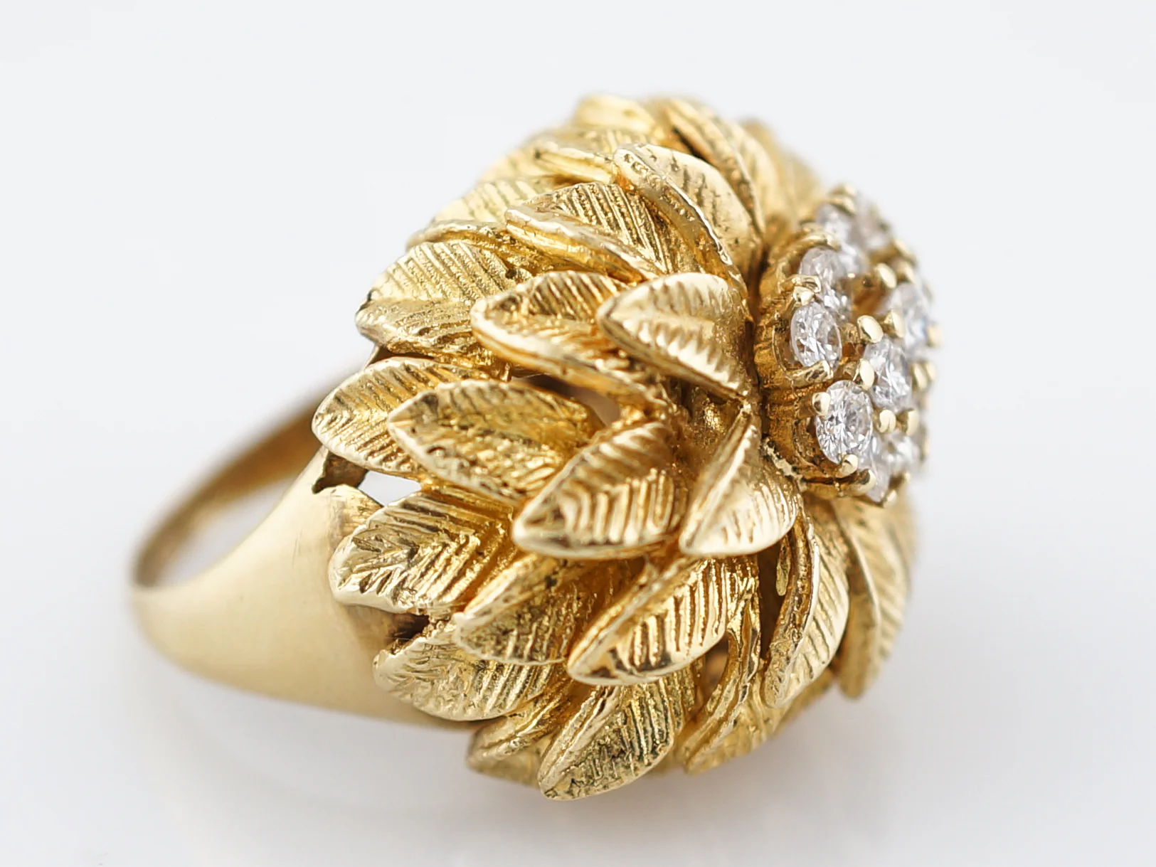 Vintage Right Hand Ring Mid Century 1.04 Round Brilliant Cut Diamonds in 14k Yellow Gold - Image 3