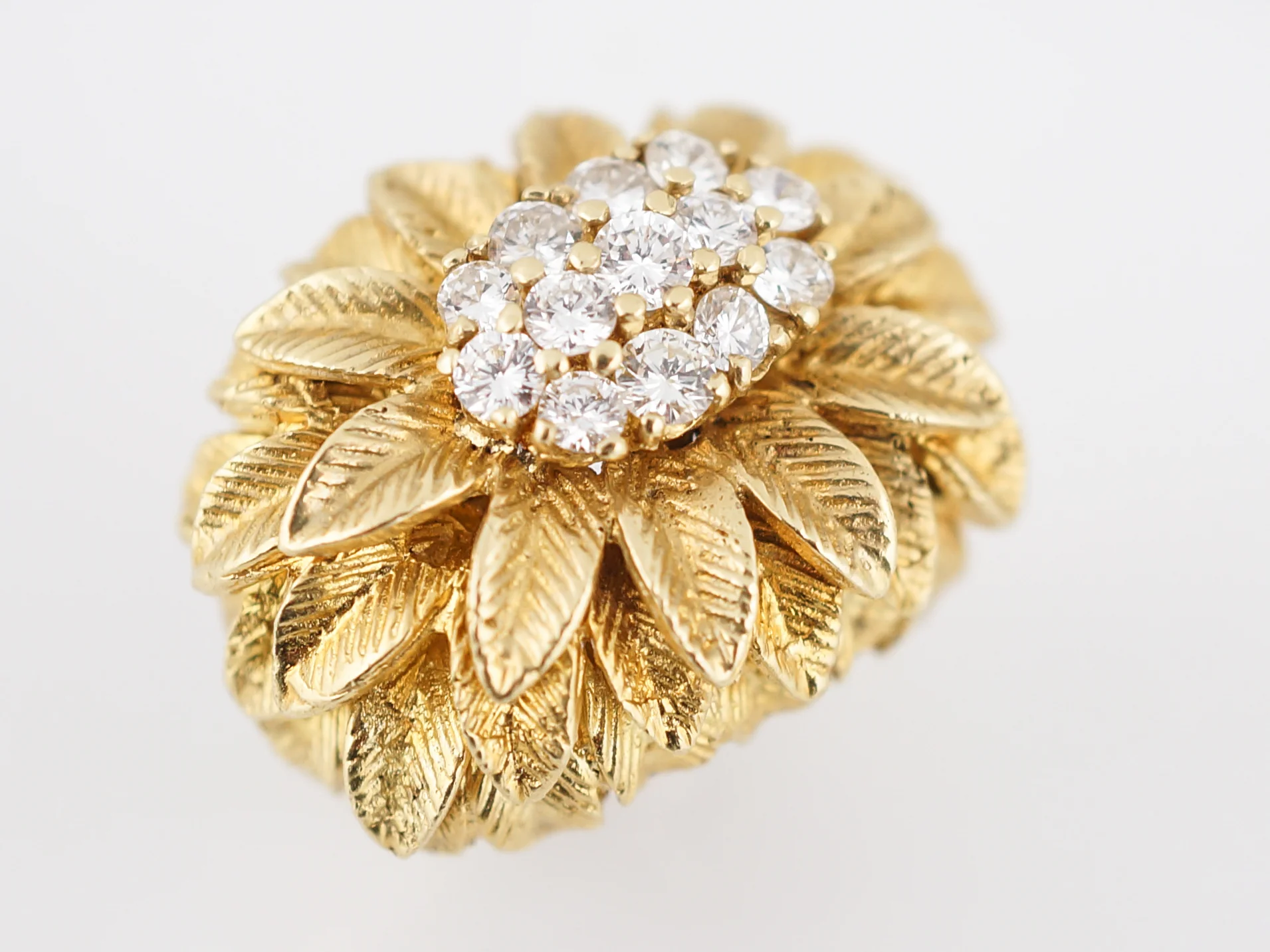 Vintage Right Hand Ring Mid Century 1.04 Round Brilliant Cut Diamonds in 14k Yellow Gold - Image 4