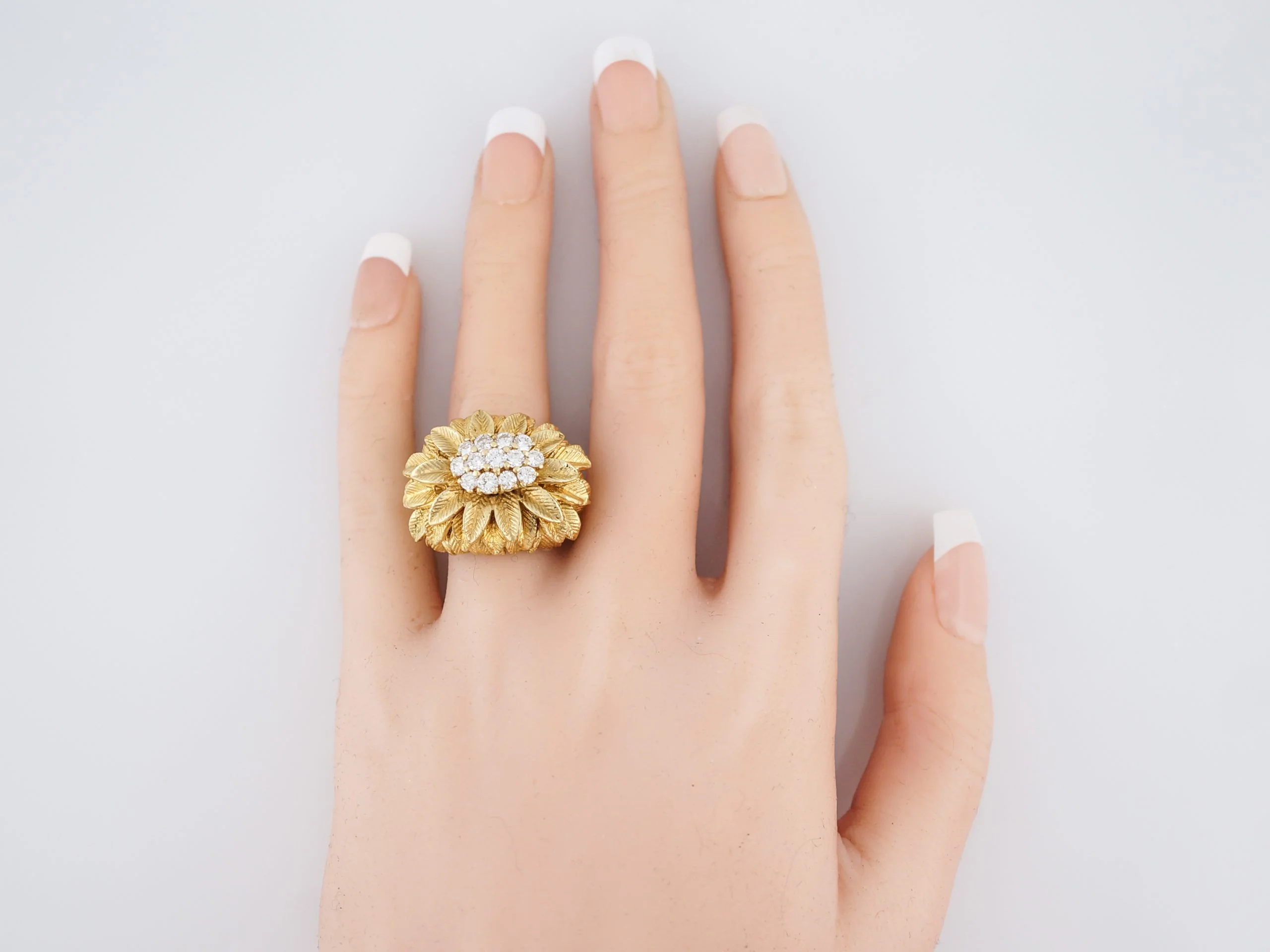 Vintage Right Hand Ring Mid Century 1.04 Round Brilliant Cut Diamonds in 14k Yellow Gold - Image 7