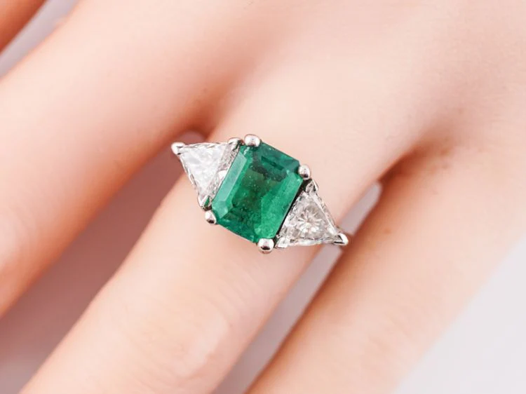 Vintage Right Hand Ring Mid-Century 1.41 Emerald Cut Emerald & 1.08 Trilliant Cut Diamonds in Platinum - Image 8