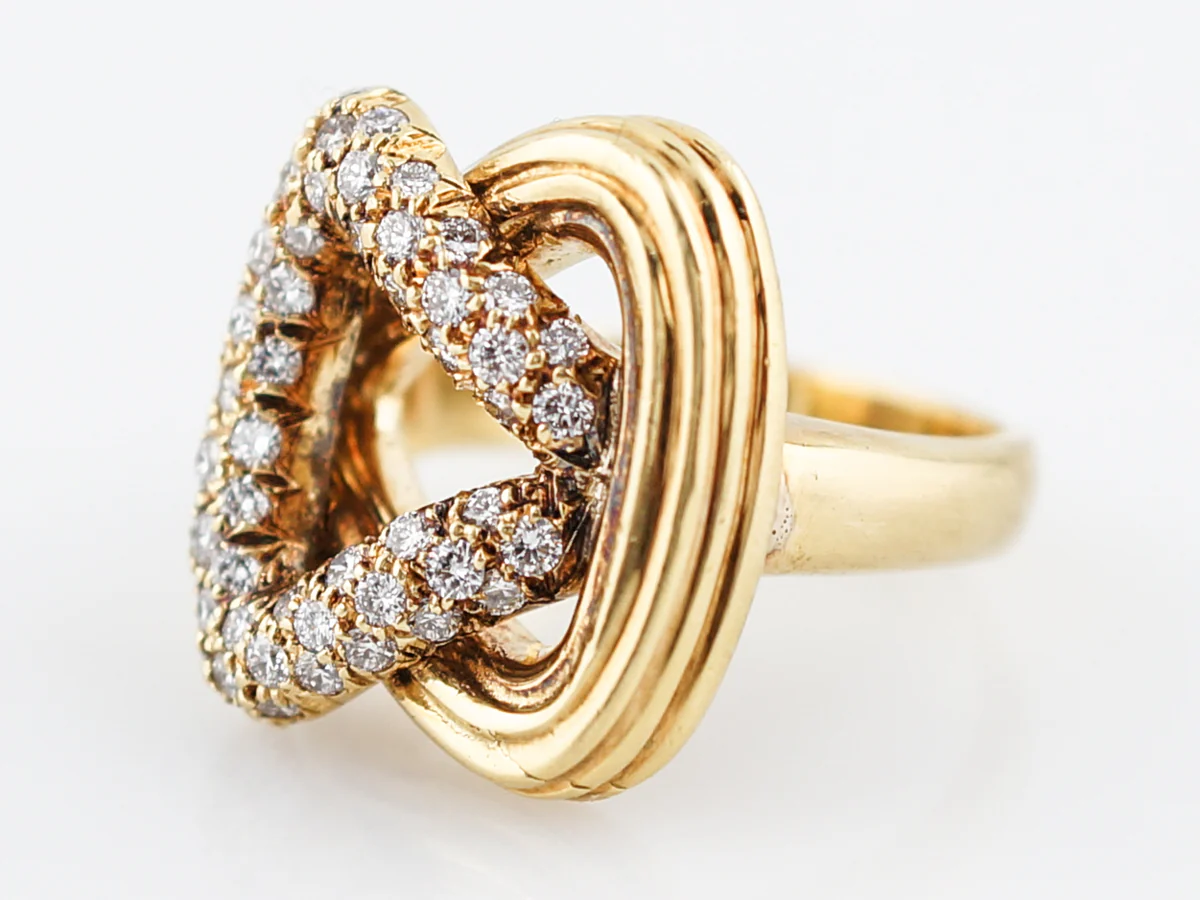 Vintage Right Hand Ring Mid Century .81 Round Brilliant Cut Diamonds in 18k Yellow Gold - Image 3