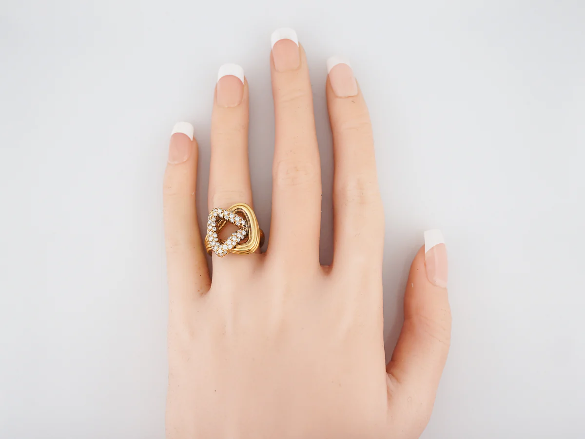 Vintage Right Hand Ring Mid Century .81 Round Brilliant Cut Diamonds in 18k Yellow Gold - Image 6