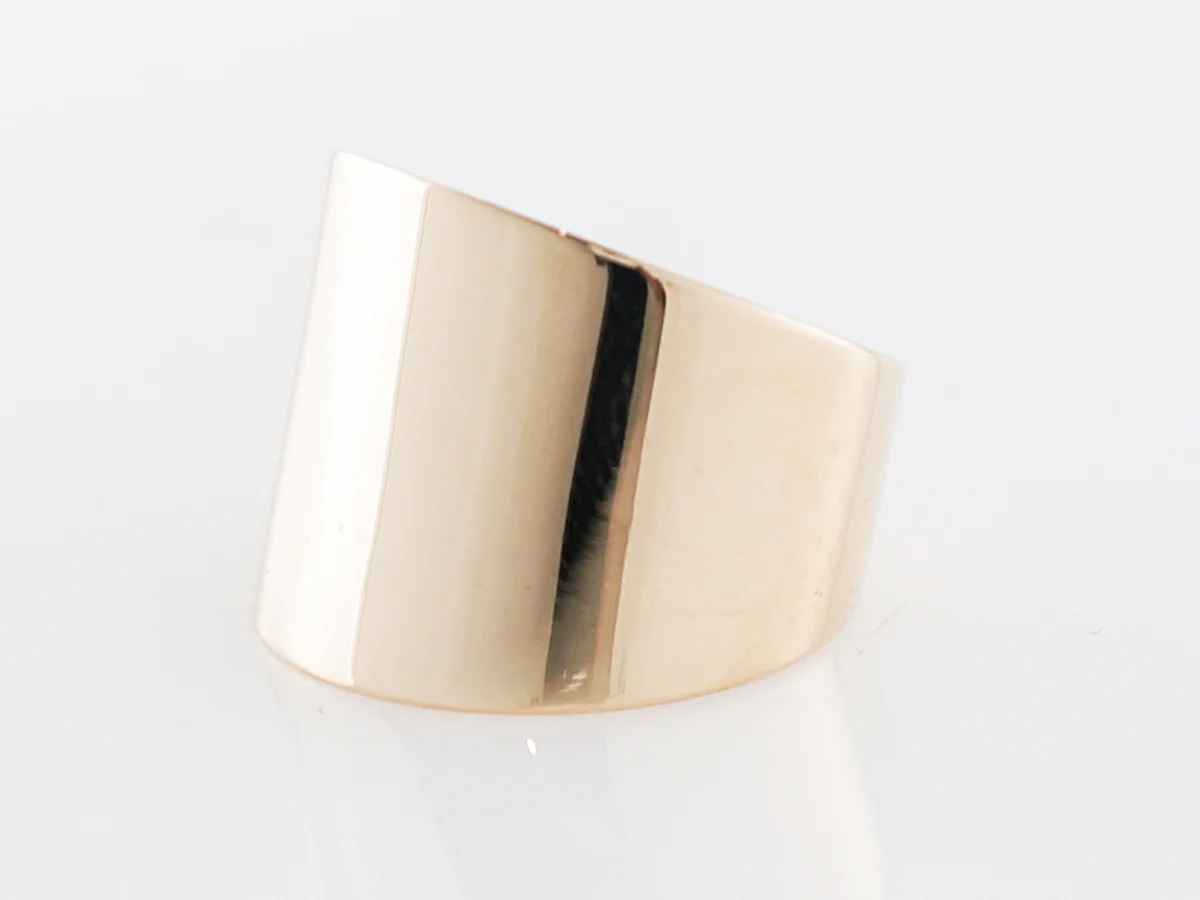 Vintage Right Hand Ring Mid-Century in 14k Yellow Gold - Image 2