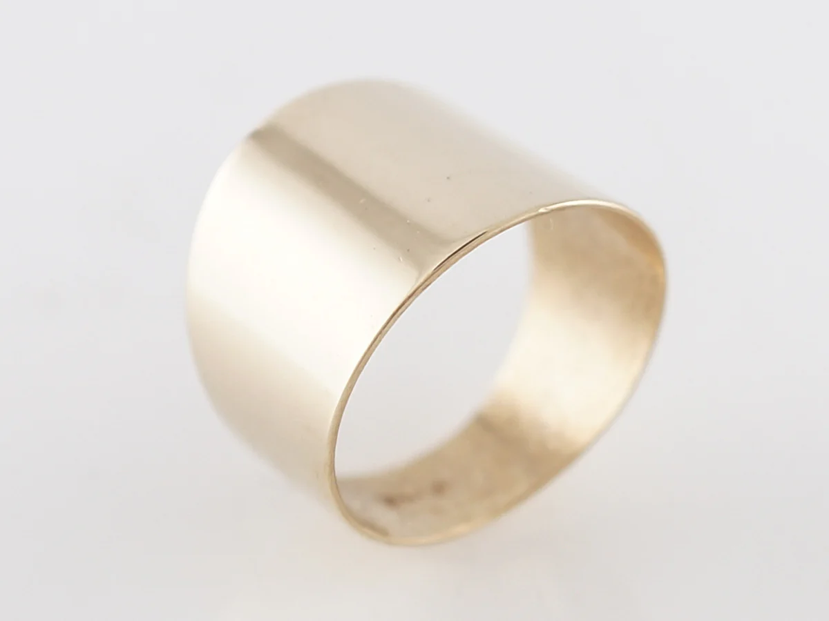 Vintage Right Hand Ring Mid-Century in 14k Yellow Gold - Image 4