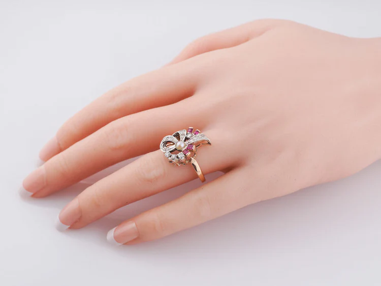 Vintage Right Hand Ring Retro .22ct Single Cut Diamond Ruby & Pearl in 14k Rose Gold - Image 10