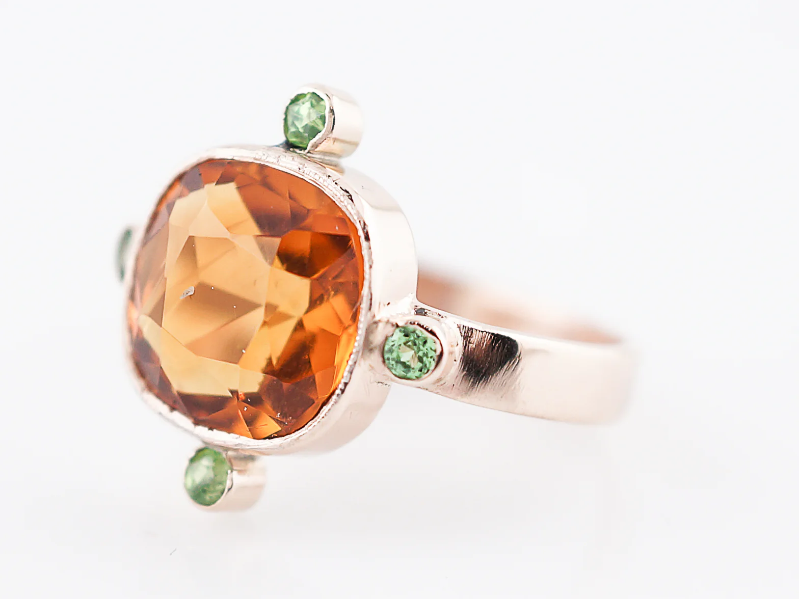 Vintage Right Hand Ring Retro 3.74 Cushion Cut Citrine in 9k Rose Gold - Image 2