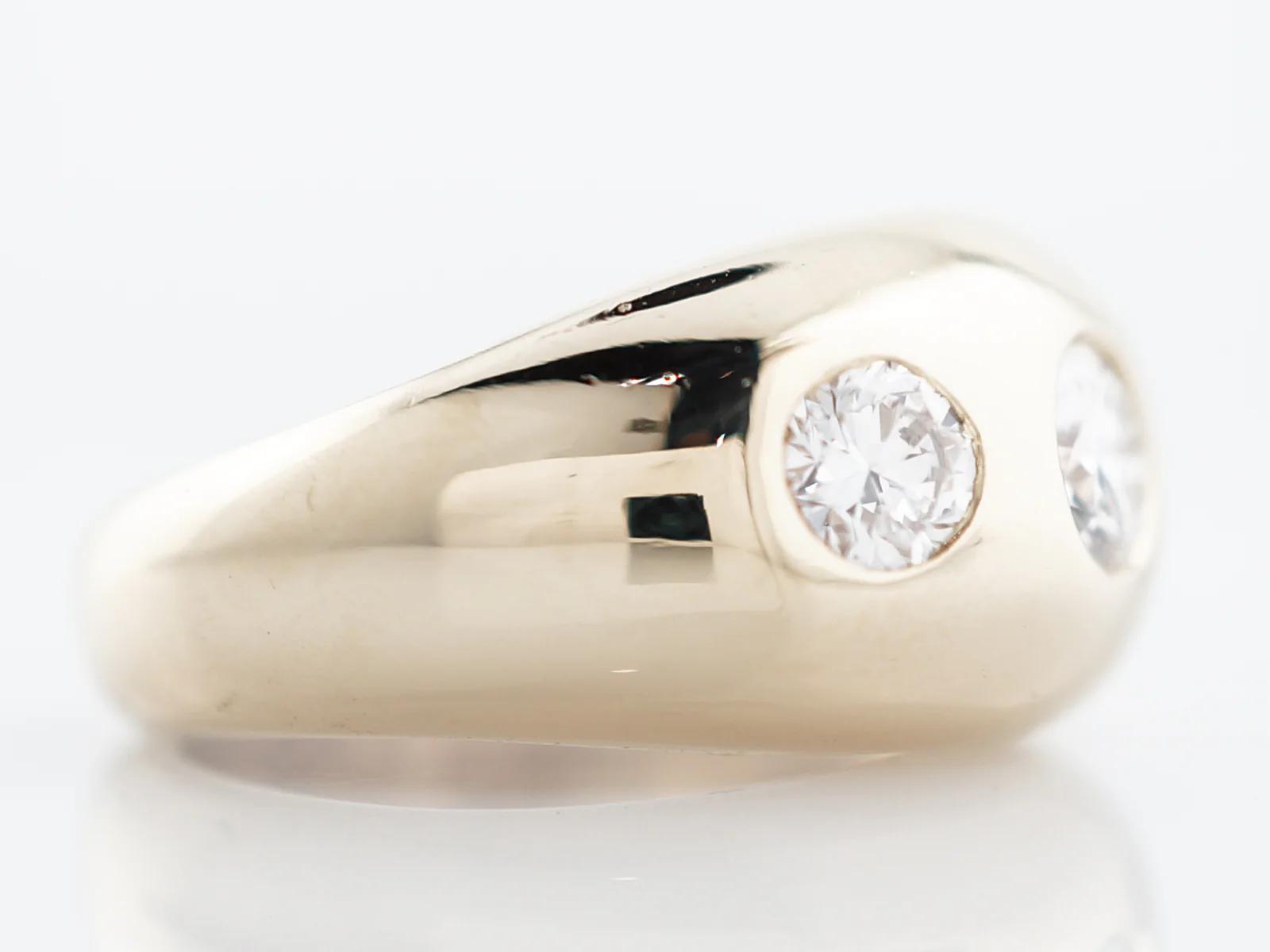 Vintage Right Hand Ring Retro .85 Round Brilliant Cut Diamonds in 14k Yellow Gold - Image 3