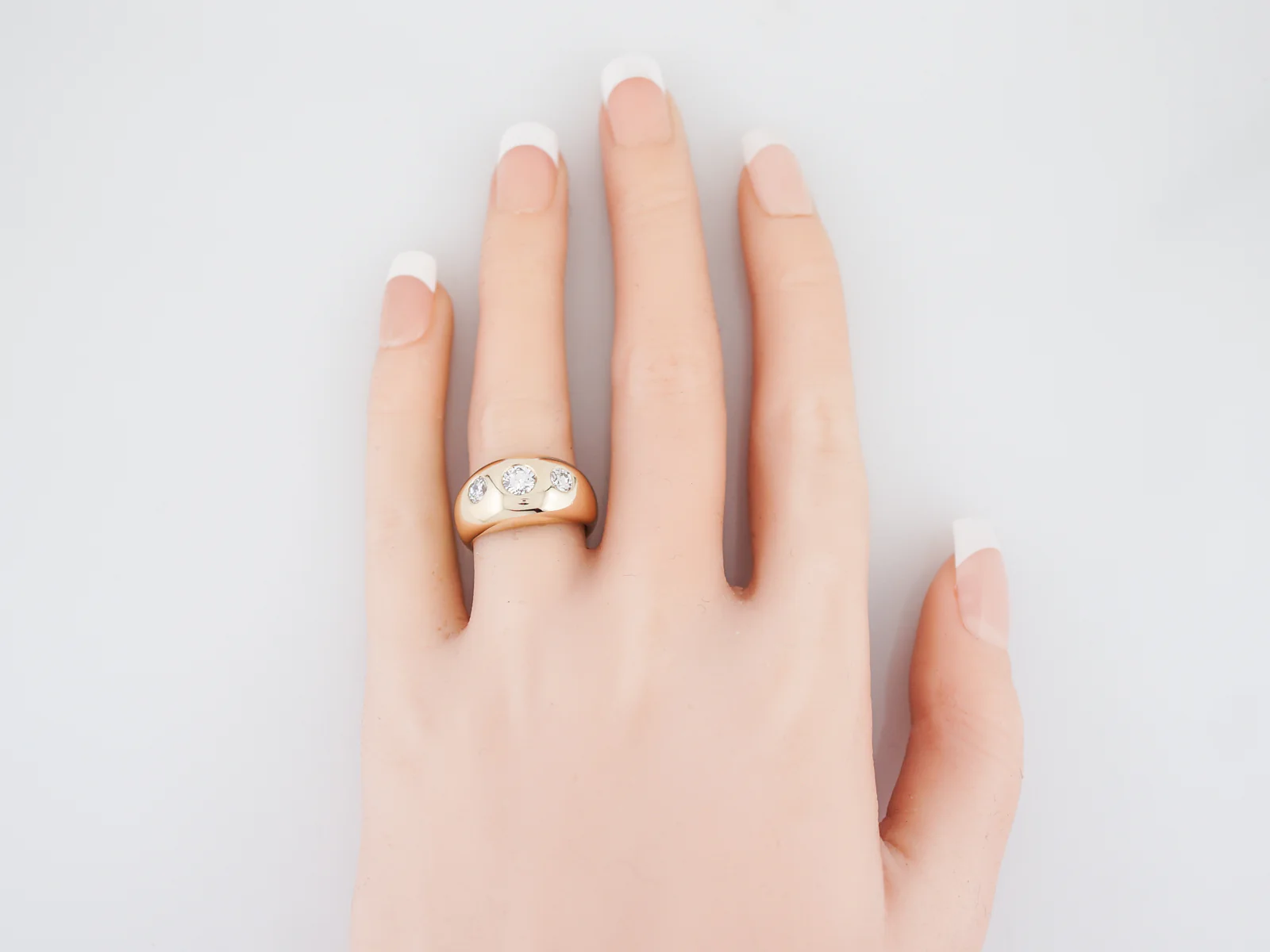 Vintage Right Hand Ring Retro .85 Round Brilliant Cut Diamonds in 14k Yellow Gold - Image 6