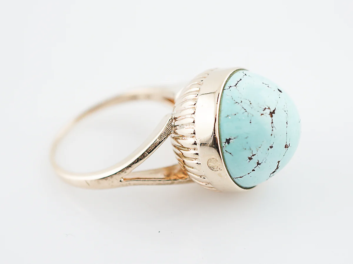 Vintage Right Hand Ring Retro Cabochon Cut Turquoise in 14k Yellow Gold - Image 3