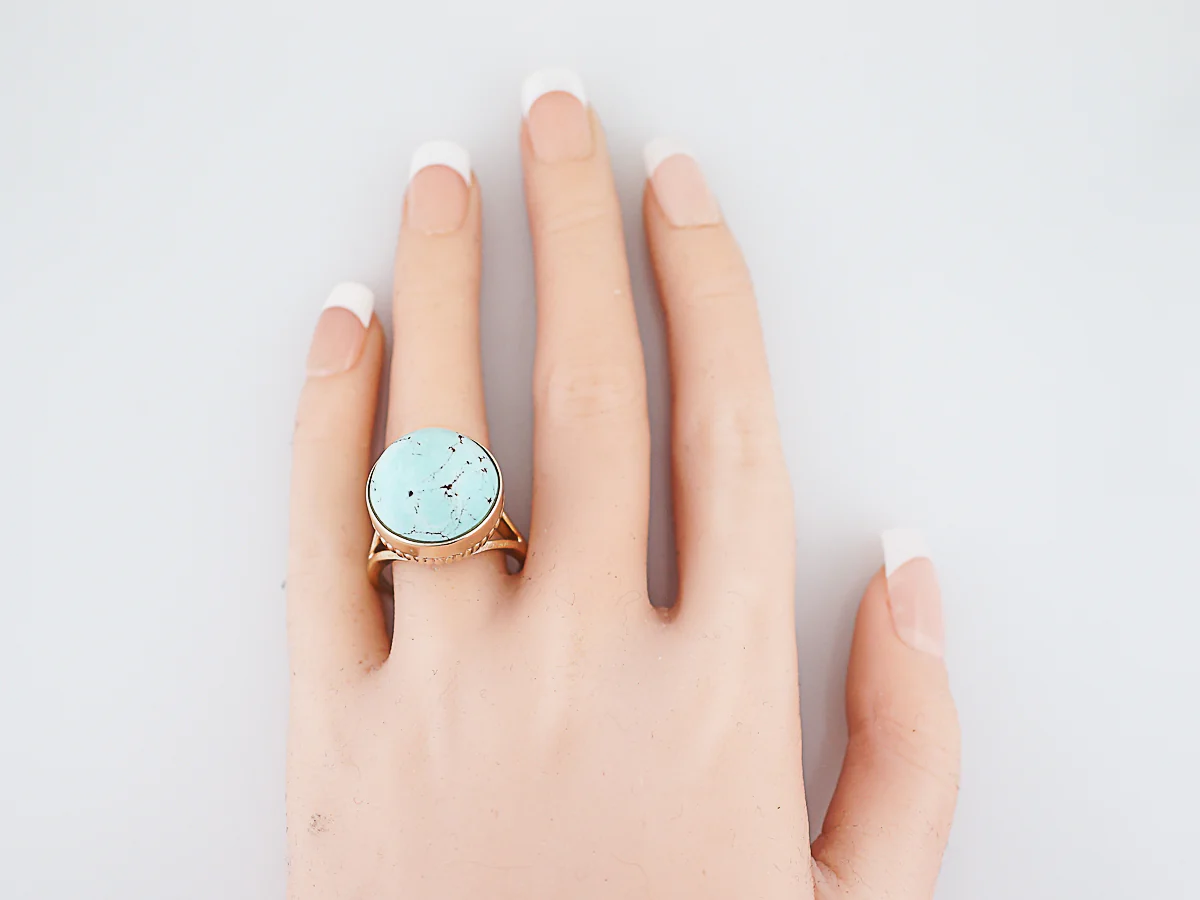 Vintage Right Hand Ring Retro Cabochon Cut Turquoise in 14k Yellow Gold - Image 8