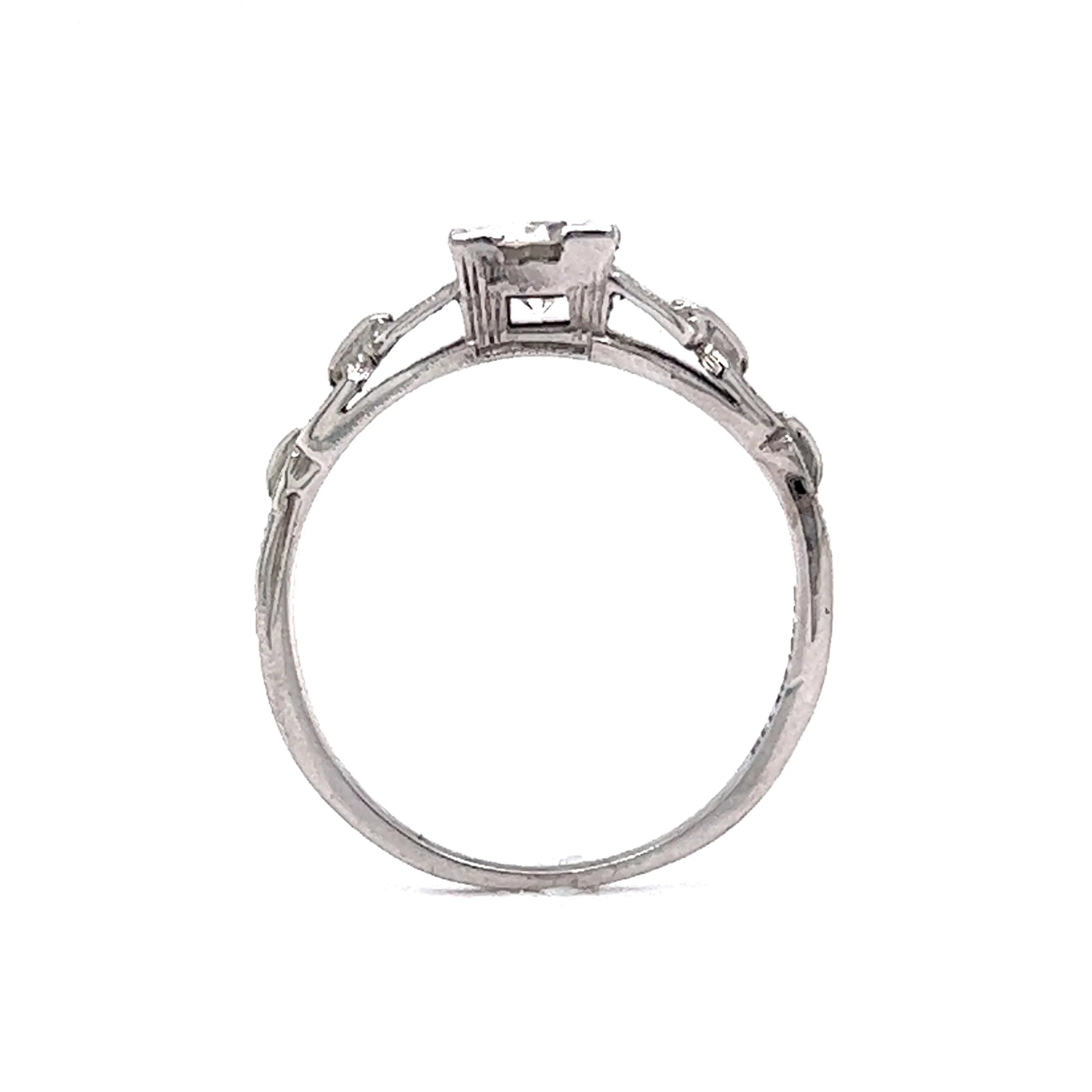 Vintage Single Diamond Engagement Ring Art Deco in 18k - Image 4