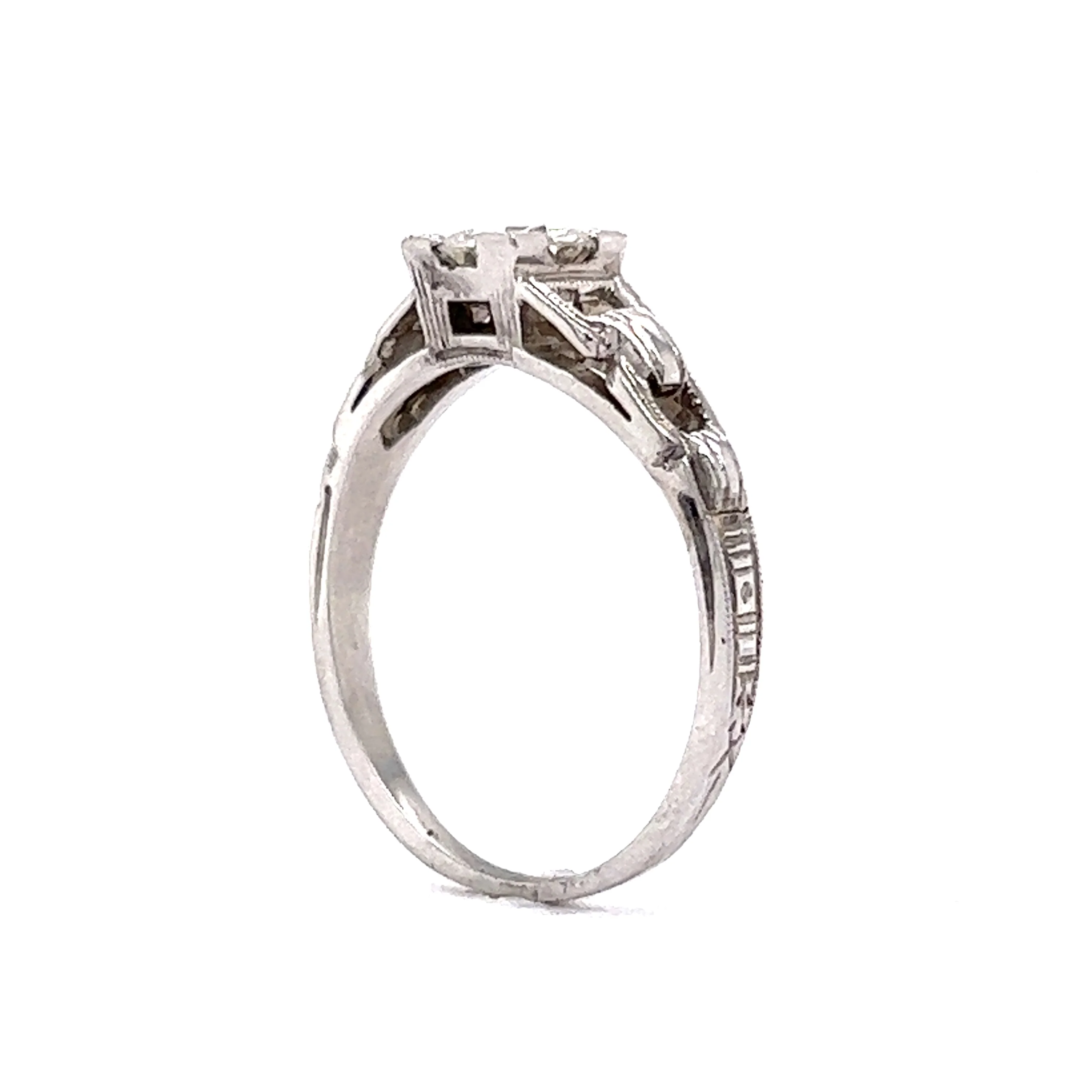 Vintage Single Diamond Engagement Ring Art Deco in 18k - Image 5