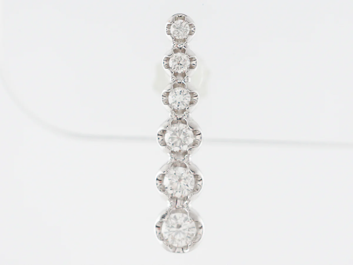 Vintage Style Art Deco Round Brilliant Cut Diamond Earrings in White Gold - Image 3