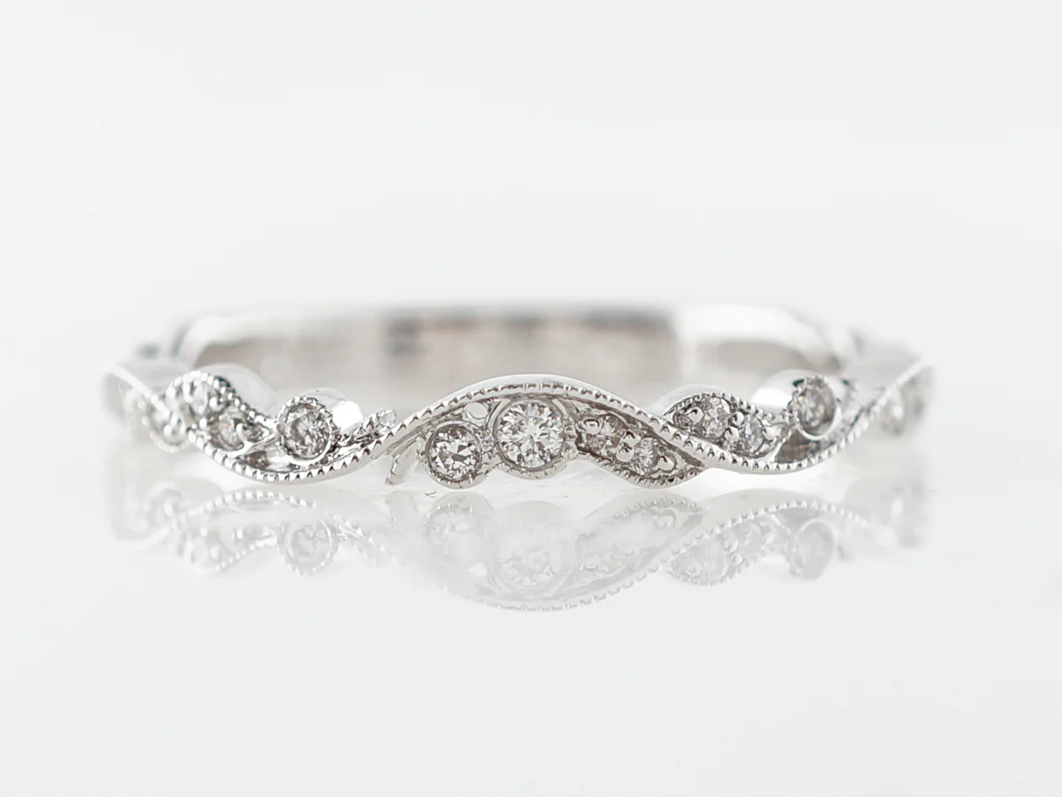Vintage Style Diamond Band Diamonds in White Gold
