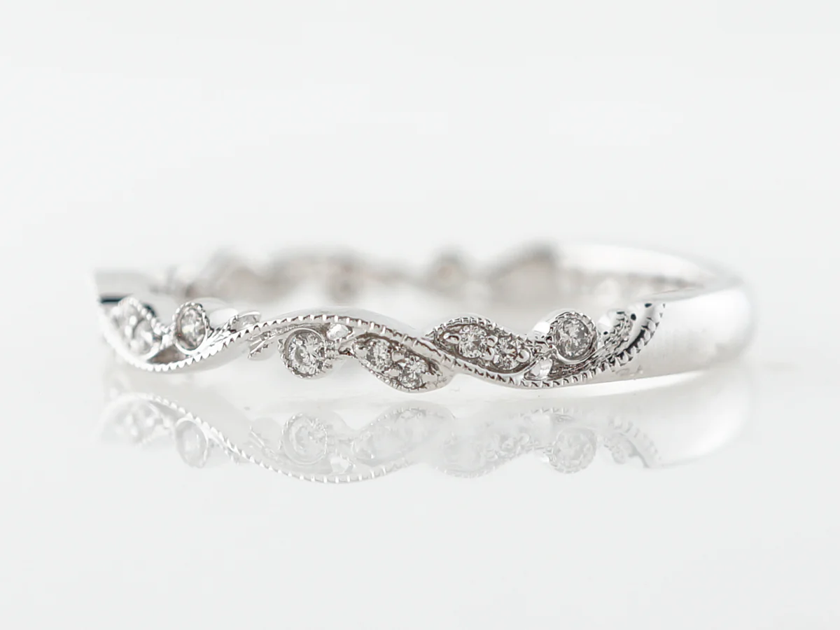 Vintage Style Diamond Band Diamonds in White Gold - Image 2
