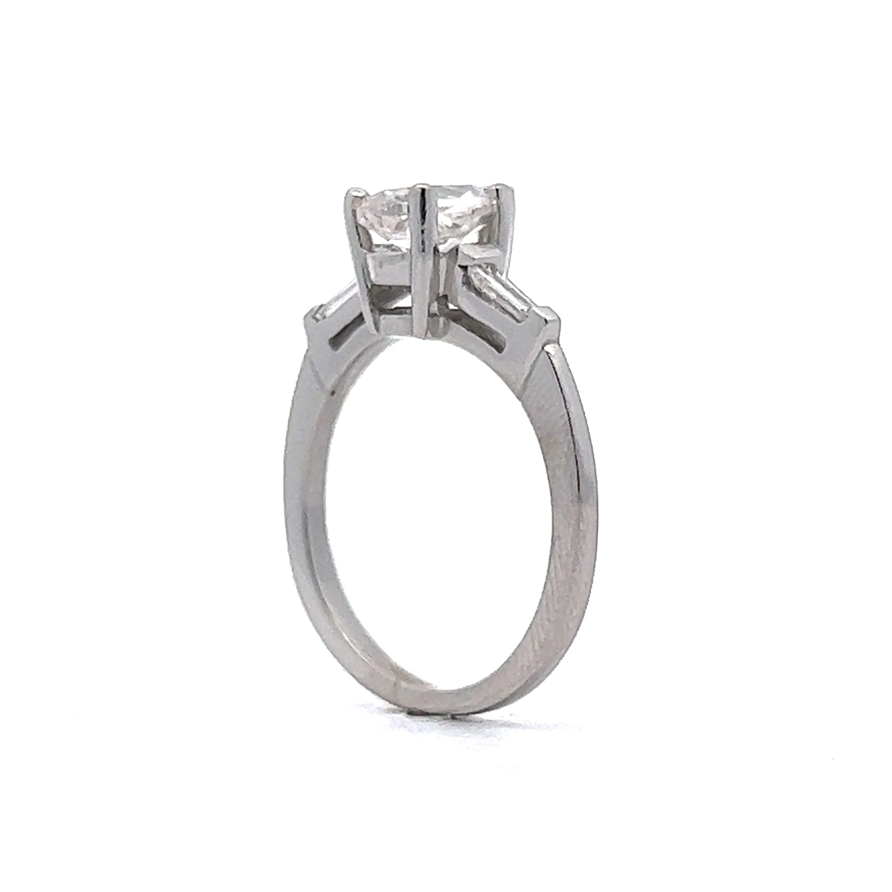 Vintage Style Pear Cut Diamond Engagement Ring in Platinum - Image 5