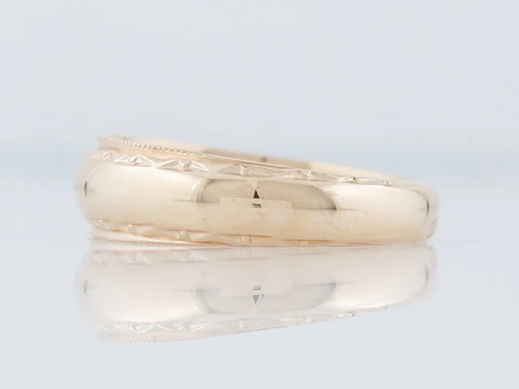 Vintage Wedding Band Mid-Century in 14k Yellow Gold - Image 3