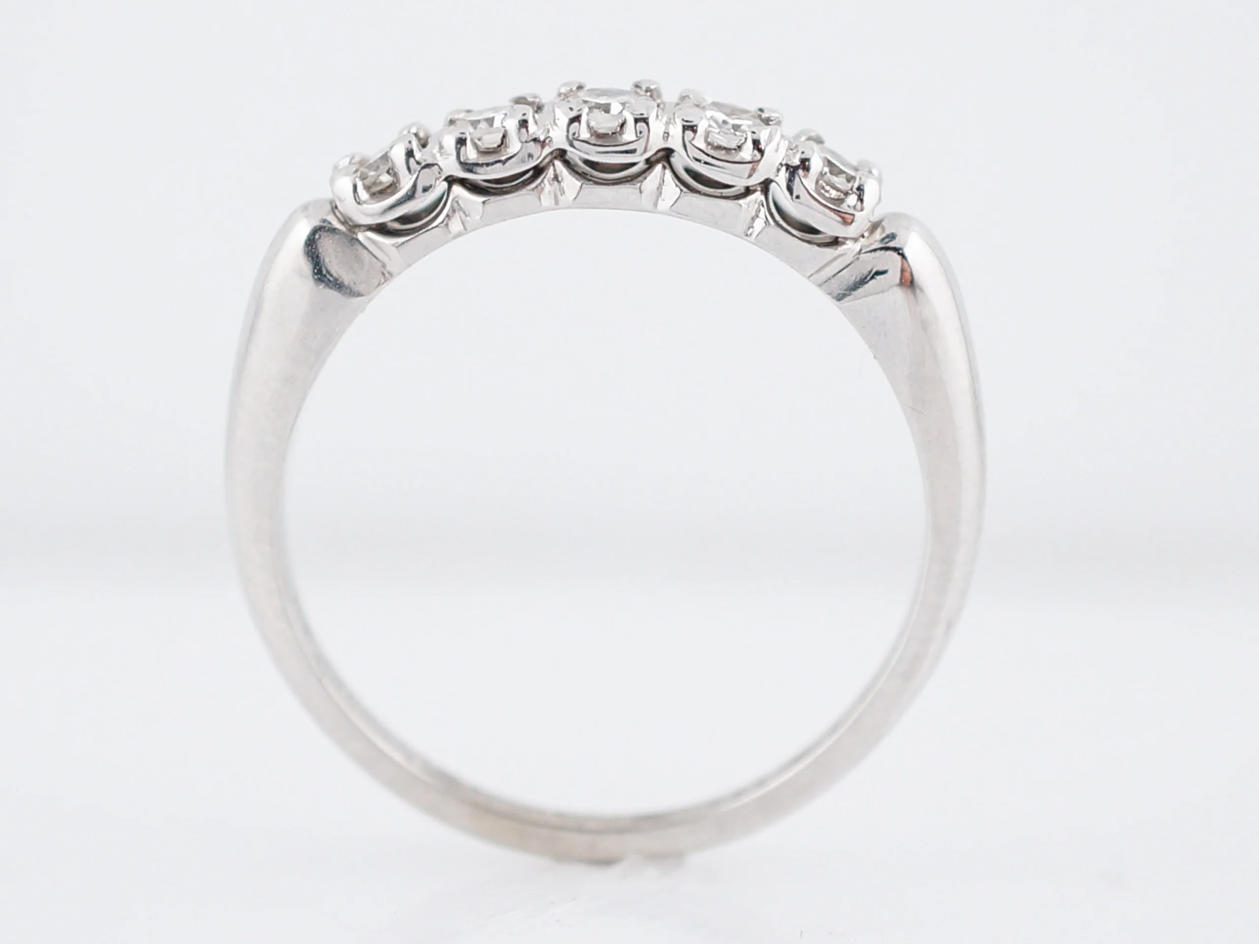 Vintage Wedding Band Mid-Century .30 Single Cut Diamonds in 14k White Gold - Image 4