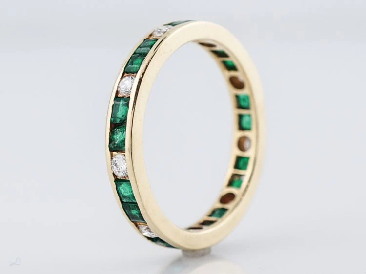 Vintage Wedding Band Mid-Century .81 Calibre Cut Emeralds & .36 Round Brilliant Cut Diamonds in 14k Yellow Gold - Image 2