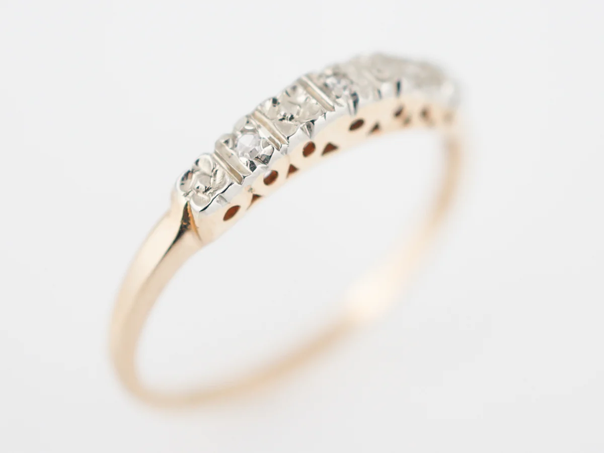 Vintage Wedding Band Retro .03 Single Cut Diamonds in 14K Yellow Gold - Image 4