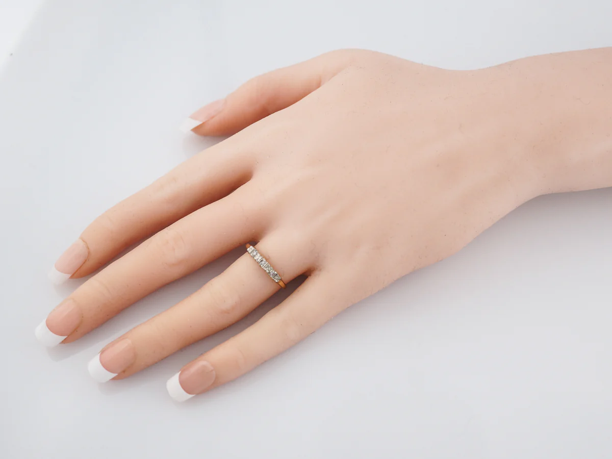 Vintage Wedding Band Retro .03 Single Cut Diamonds in 14K Yellow Gold - Image 7