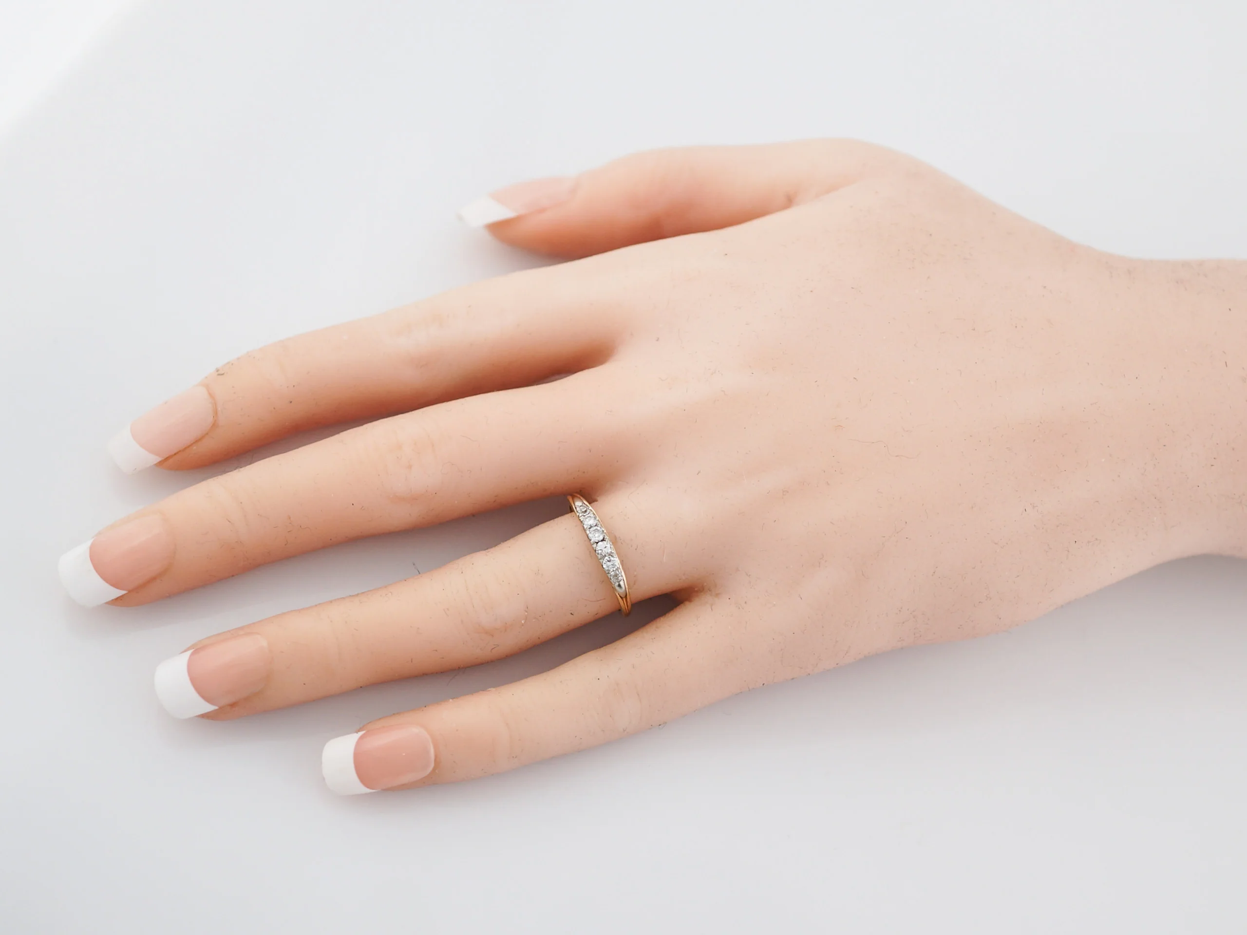 Vintage Wedding Band Retro .15 Round Brilliant Cut Diamonds in 14K Yellow & White Gold - Image 6