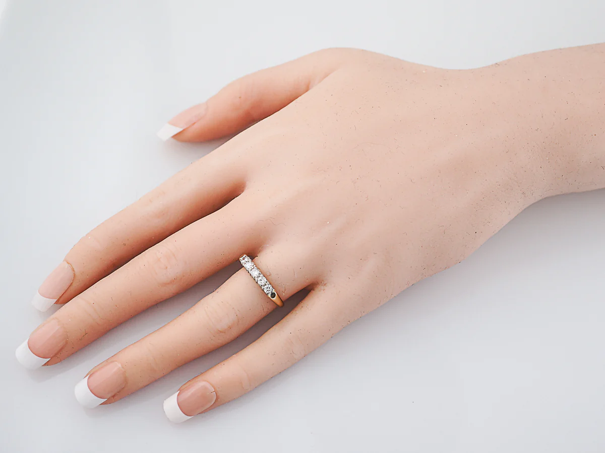 Vintage Wedding Band Retro .35 Round Brilliant Cut Diamonds in 14K Yellow Gold - Image 8