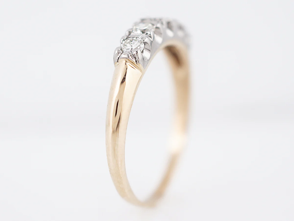 Vintage Wedding Band Retro .35 Round Brilliant Cut Diamonds in 14K Yellow Gold - Image 5