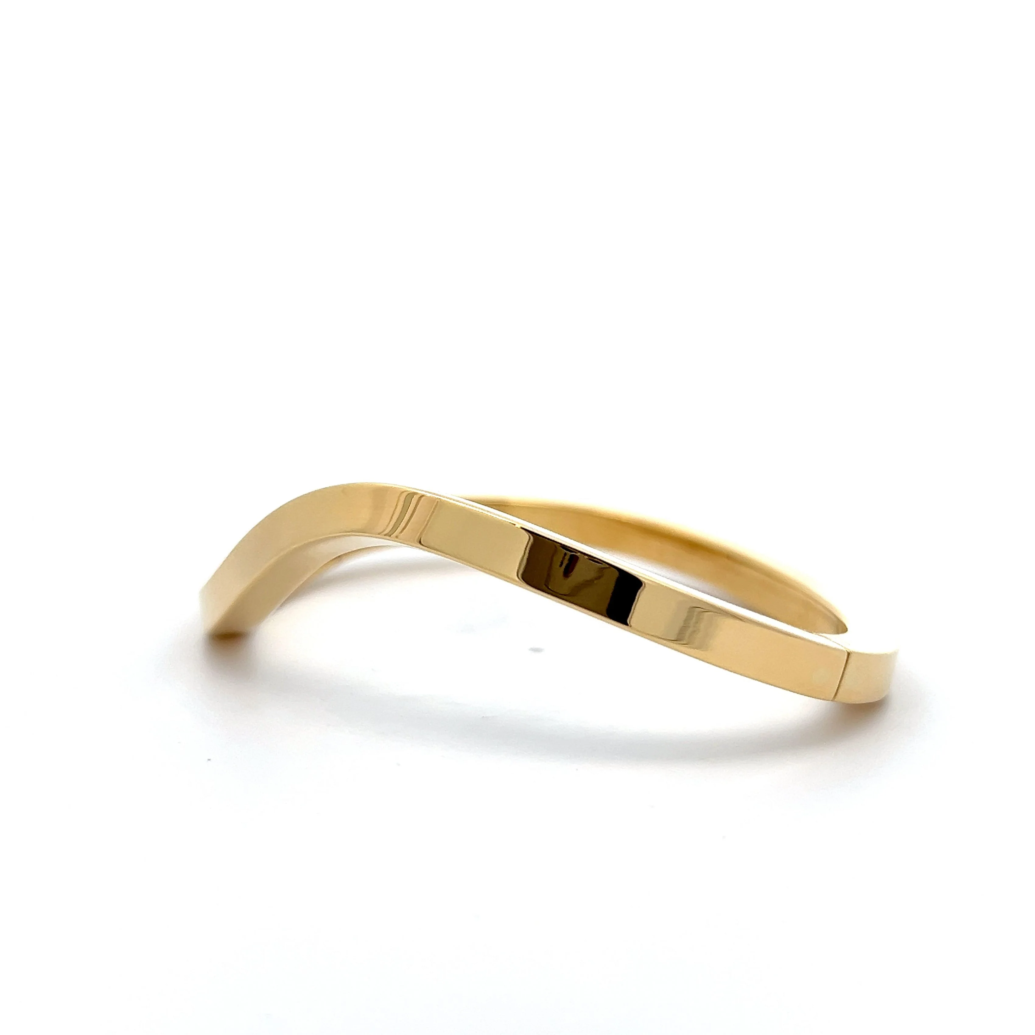 Wavey Bangle Bracelet in 18k Yellow Gold - Image 2