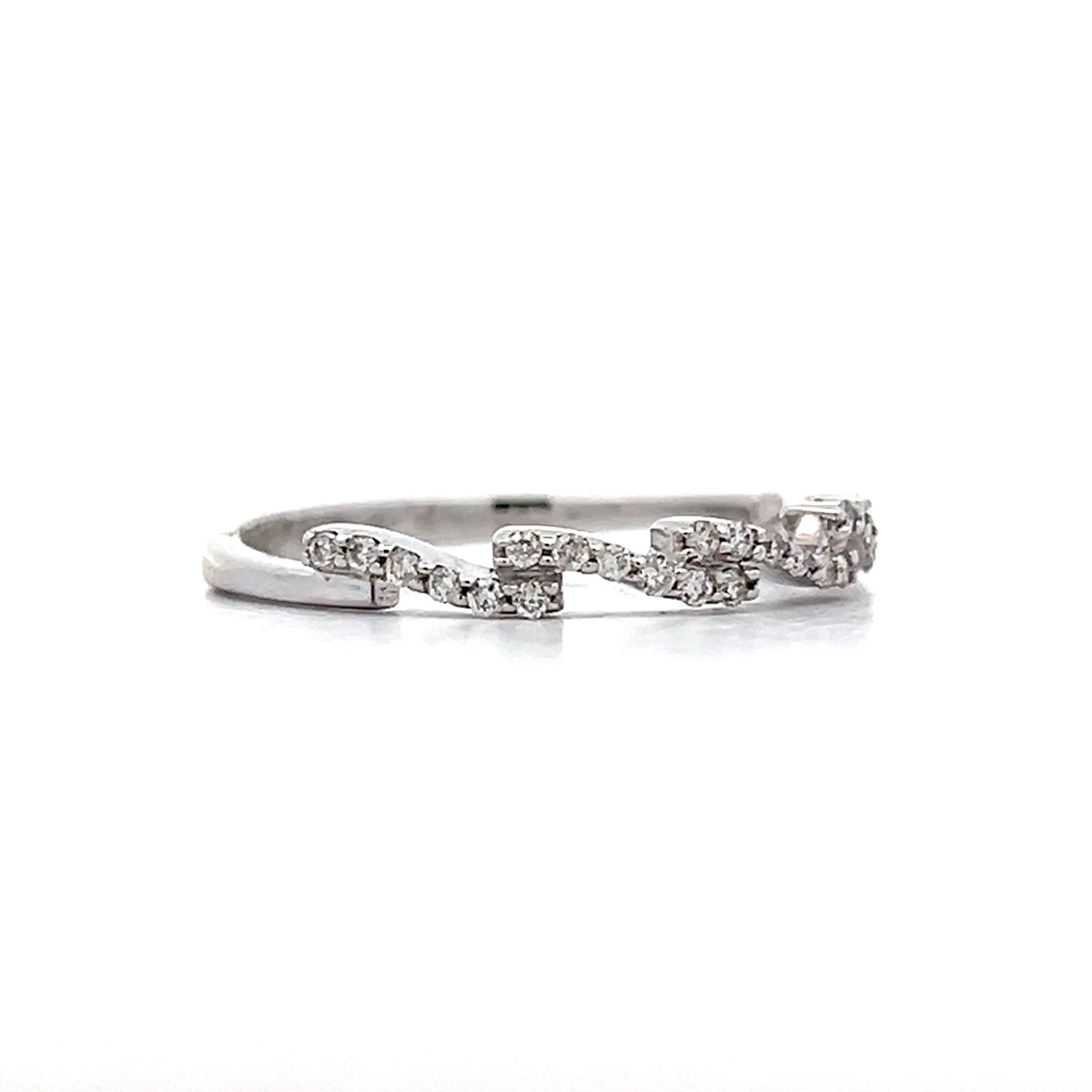 Wavy Diamond Wedding Band in White Gold 14k - Image 3